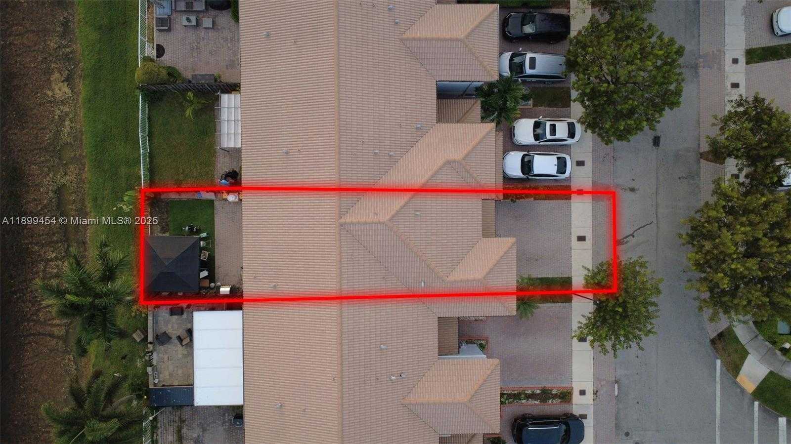 Small Image of 11628 NORTH WEST 87TH LN, Doral Number 19