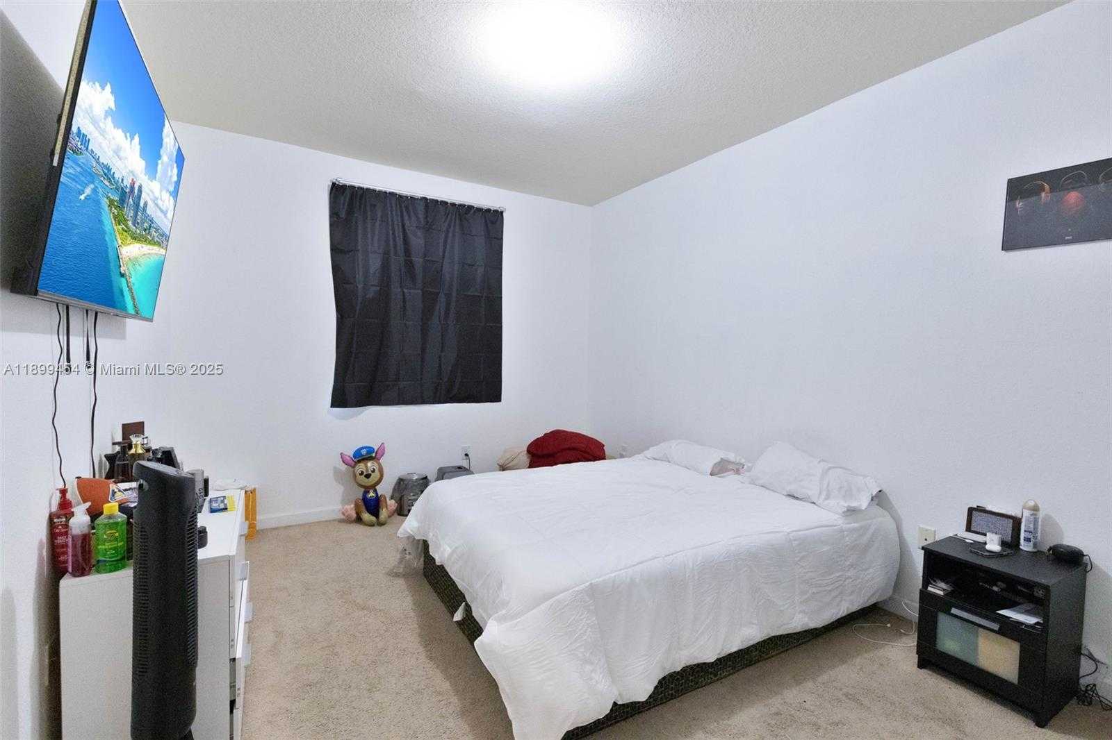 Small Image of 11628 NORTH WEST 87TH LN, Doral Number 7