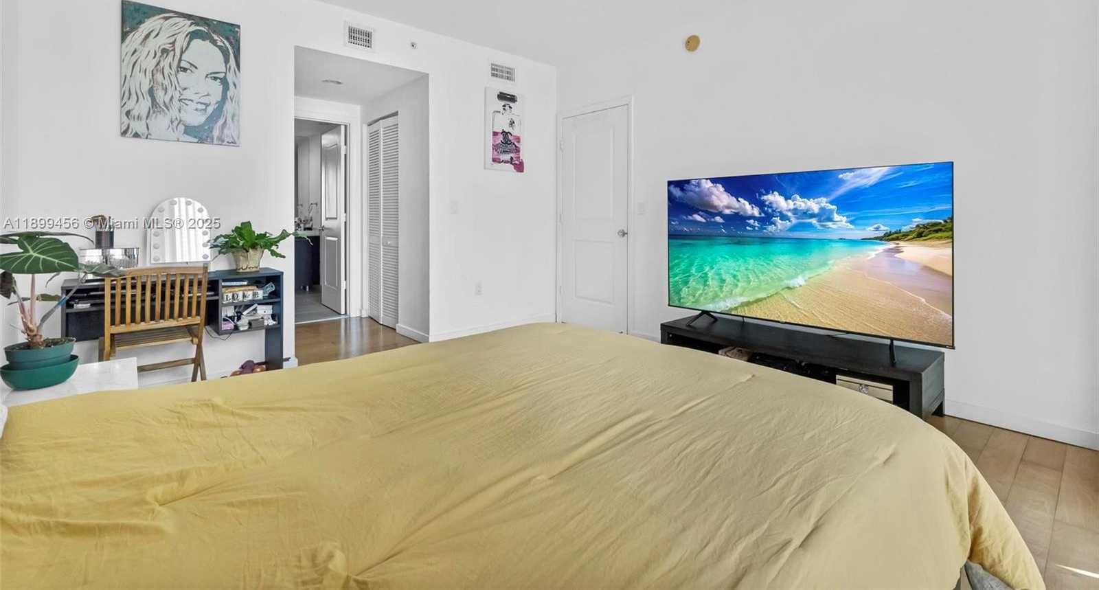 Small Image of 333 NORTH EAST 24TH ST #812, Miami Number 12