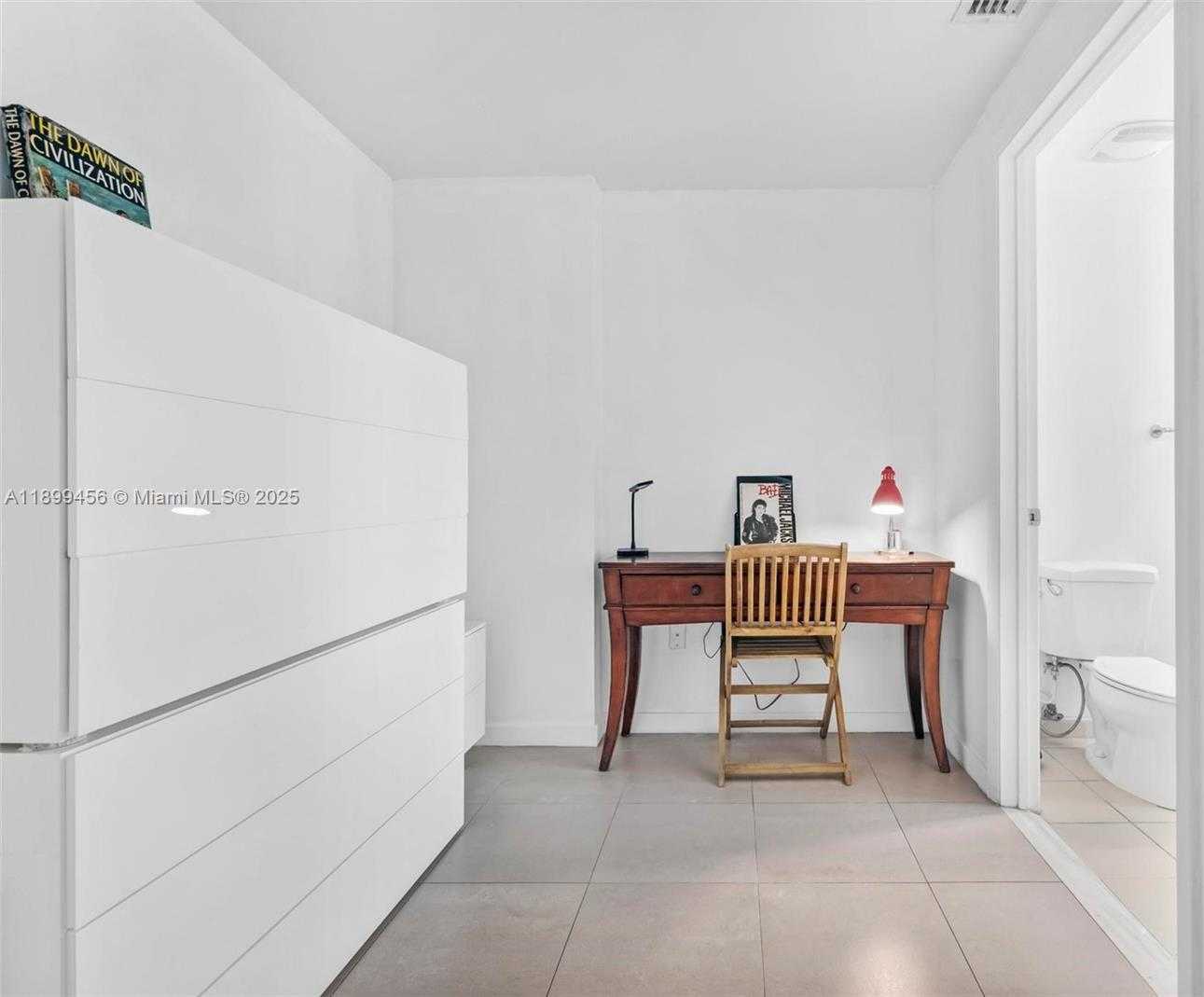 Small Image of 333 NORTH EAST 24TH ST #812, Miami Number 18