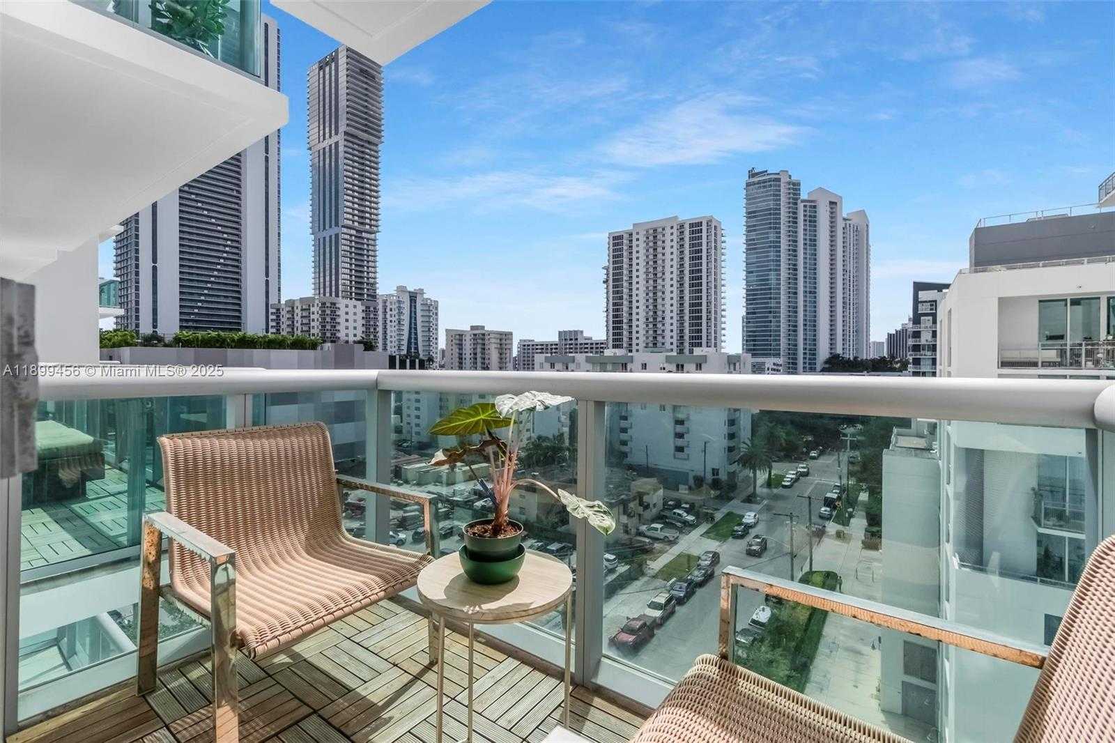 Small Image of 333 NORTH EAST 24TH ST #812, Miami Number 28