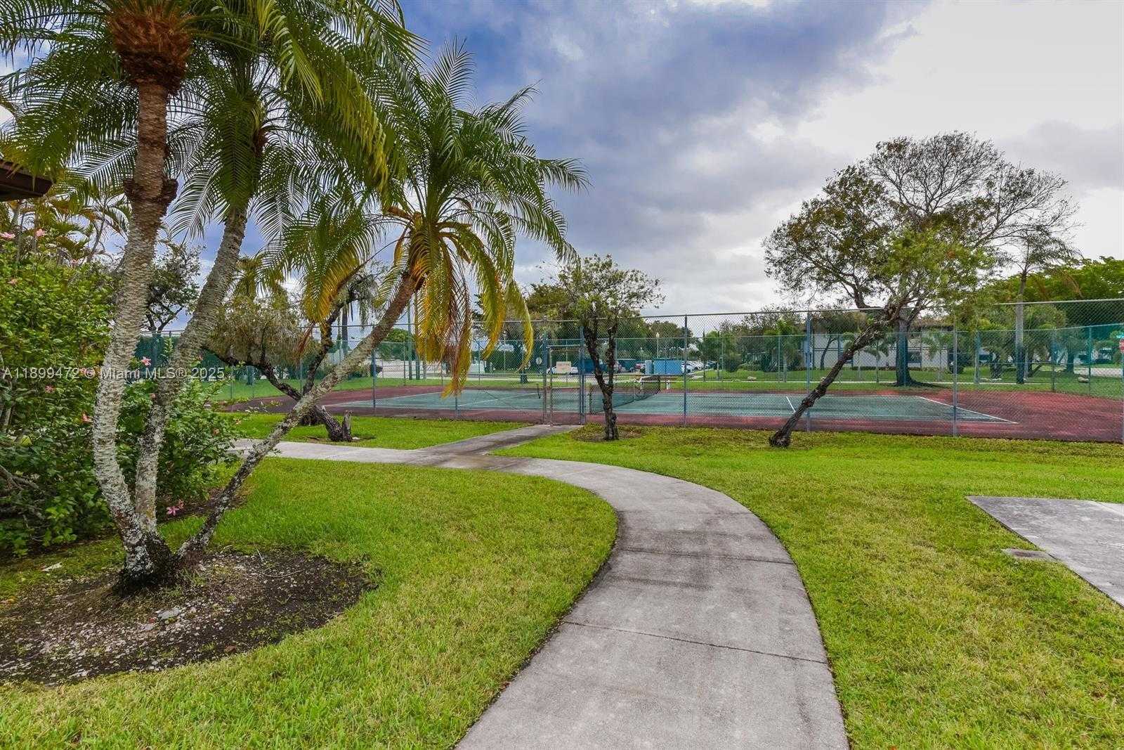 Small Image of 9814 WEST MCNAB RD #204, Tamarac Number 30
