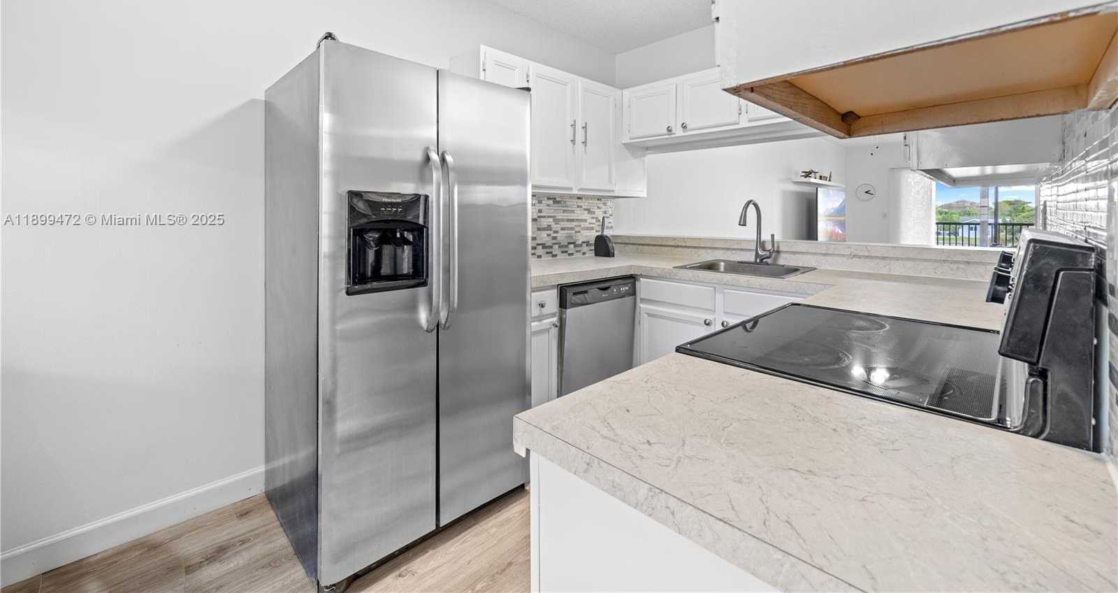 Small Image of 9814 WEST MCNAB RD #204, Tamarac Number 4