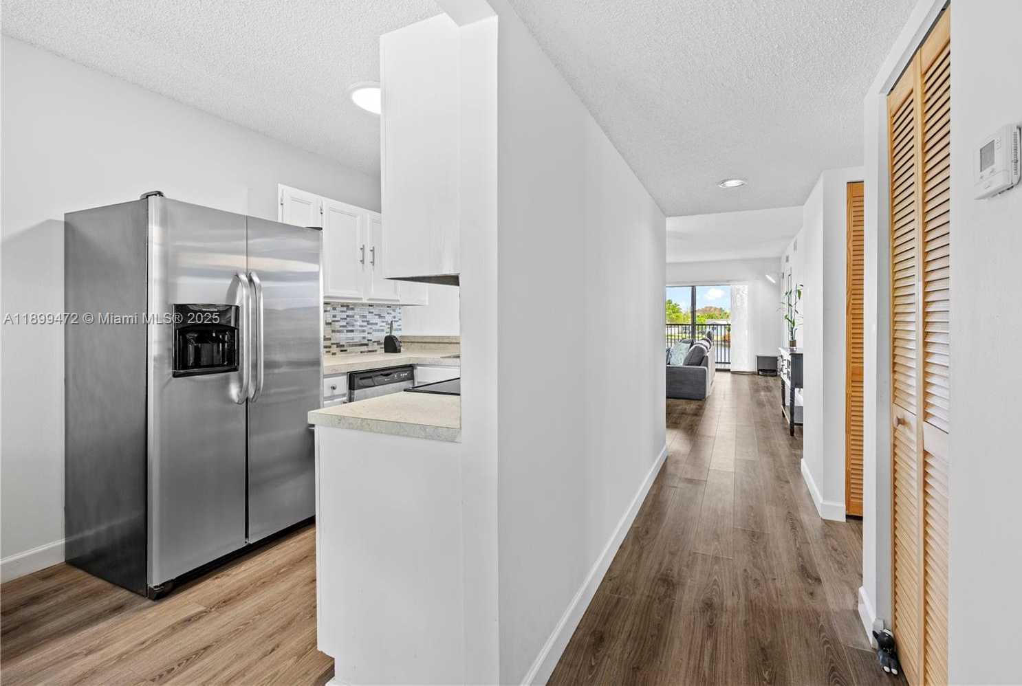 Small Image of 9814 WEST MCNAB RD #204, Tamarac Number 6