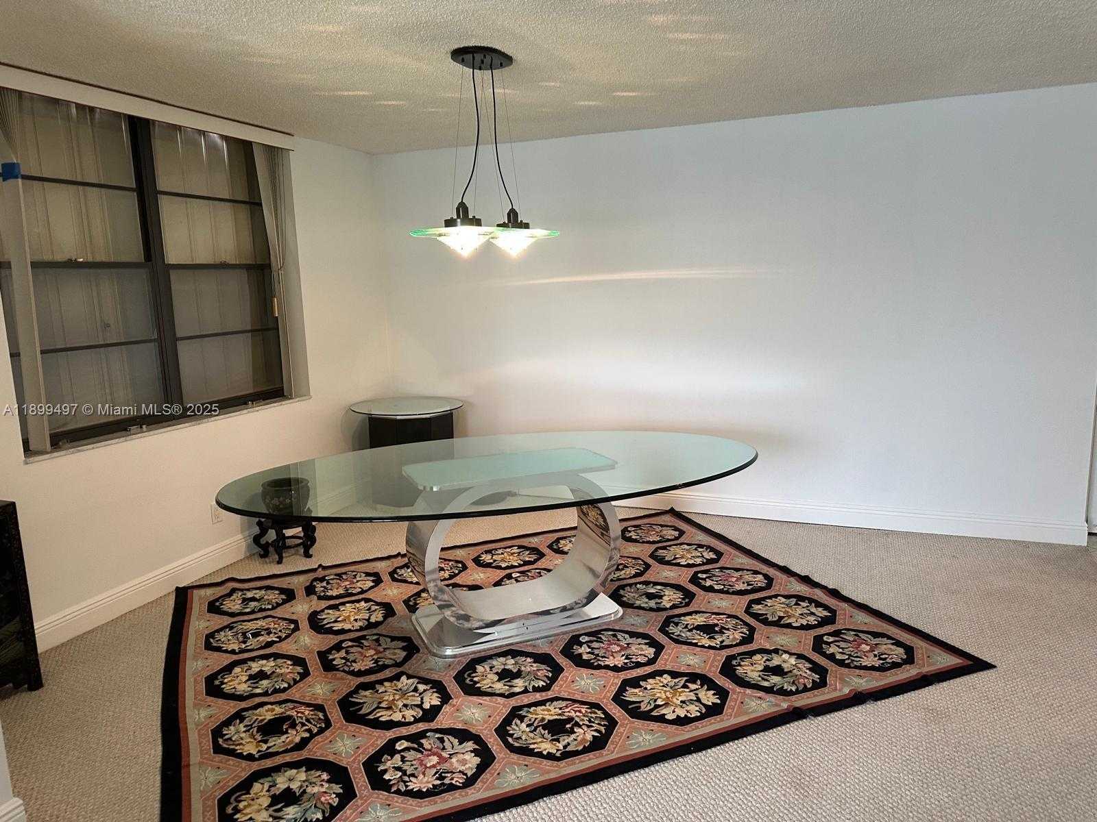 Small Image of 3900 NORTH HILLS DR #310, Hollywood Number 24