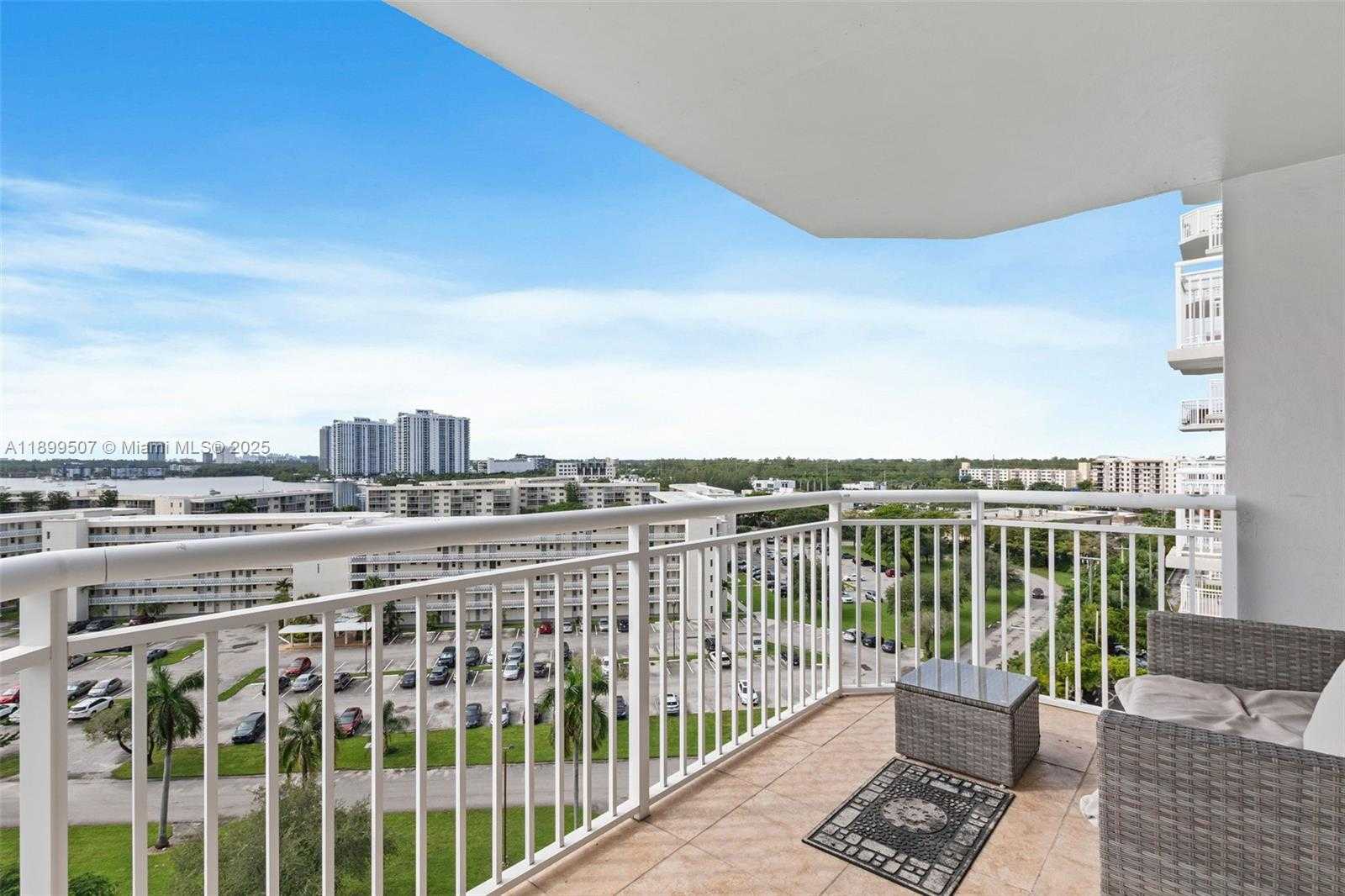 Small Image of 18021 BISCAYNE BLVD #1003, Aventura Number 16