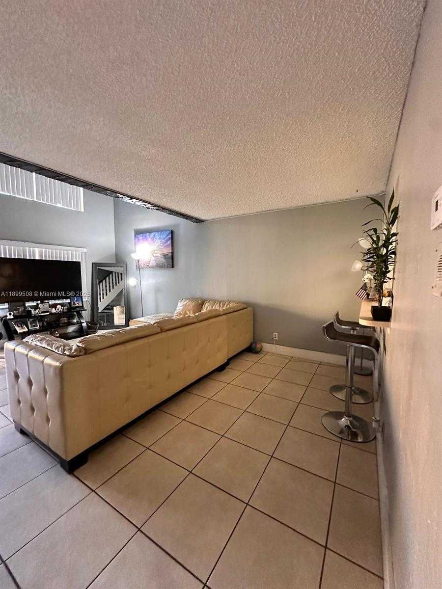 Small Image of 17911 NORTH WEST 68TH AVE #N207, Hialeah Number 6