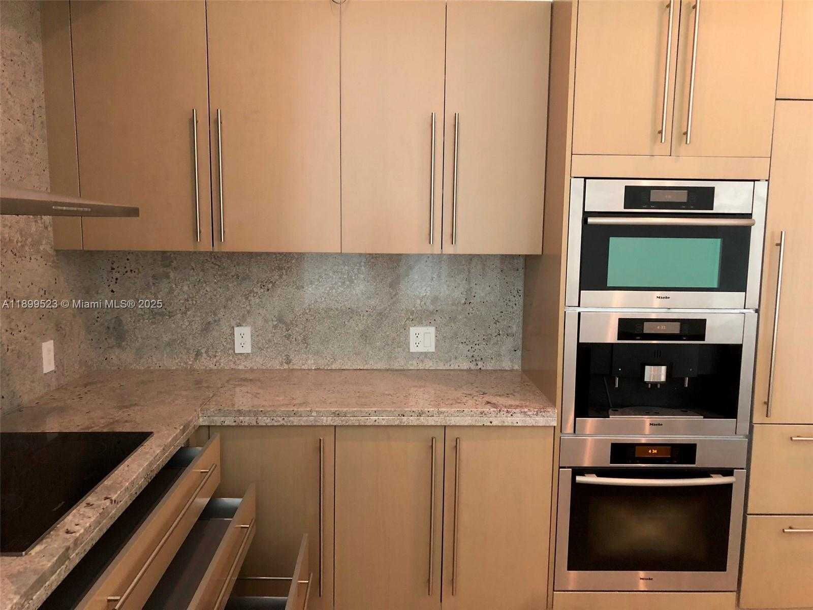 Small Image of 900 BRICKELL KEY BLVD #2205, Miami Number 10