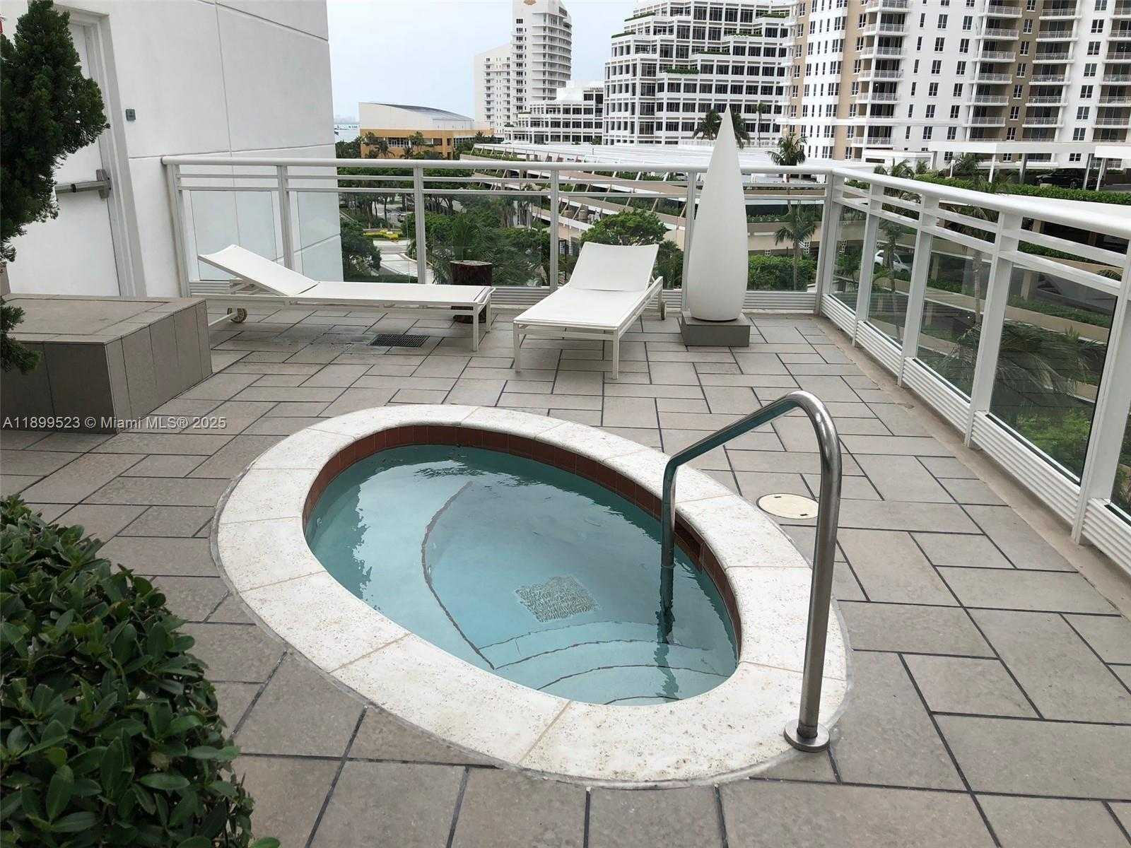 Small Image of 900 BRICKELL KEY BLVD #2205, Miami Number 36