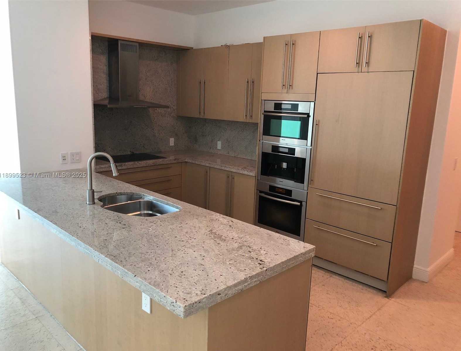 Small Image of 900 BRICKELL KEY BLVD #2205, Miami Number 6