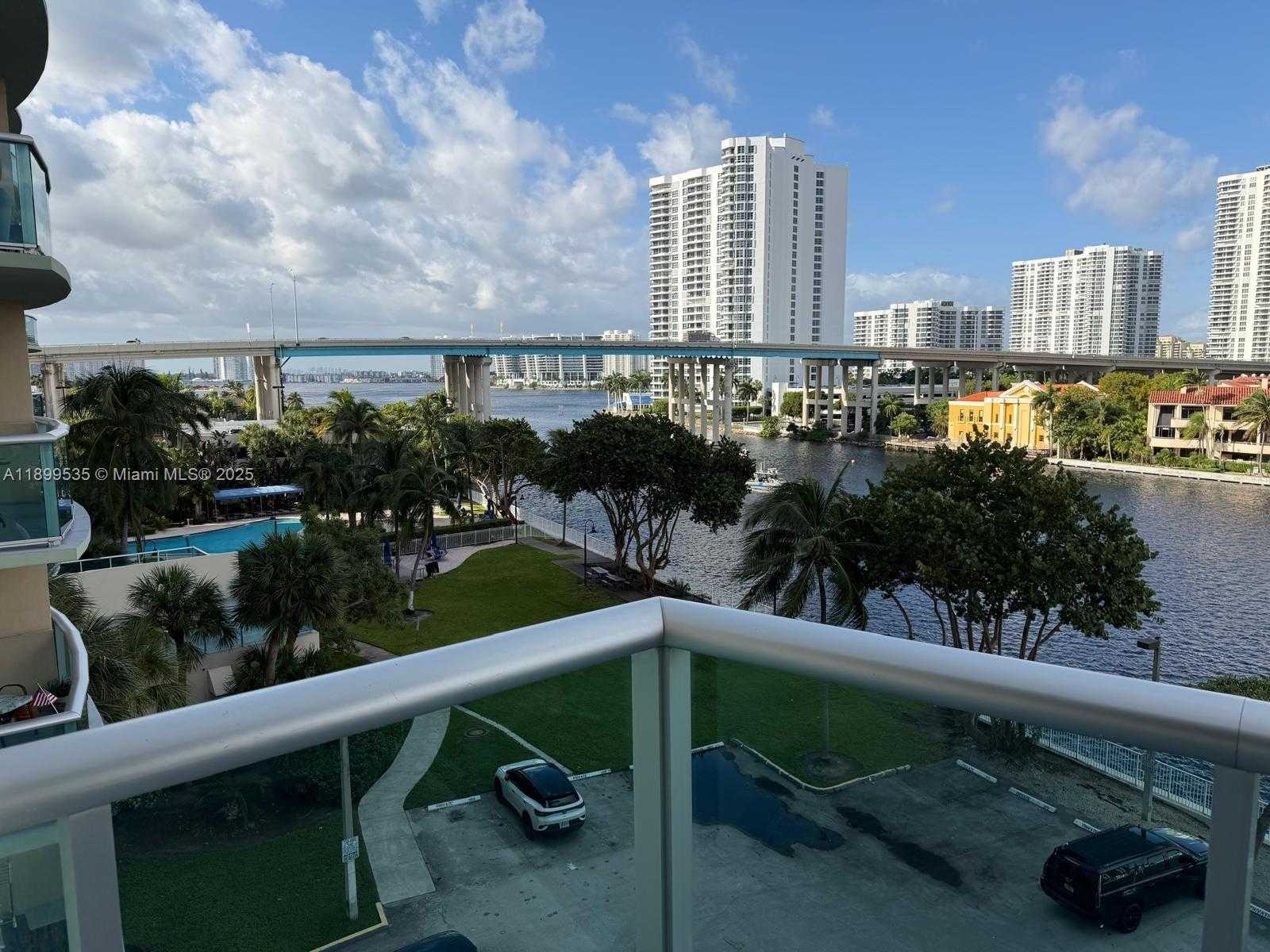 Small Image of 19390 COLLINS AVE #525, Sunny Isles Beach Number 2