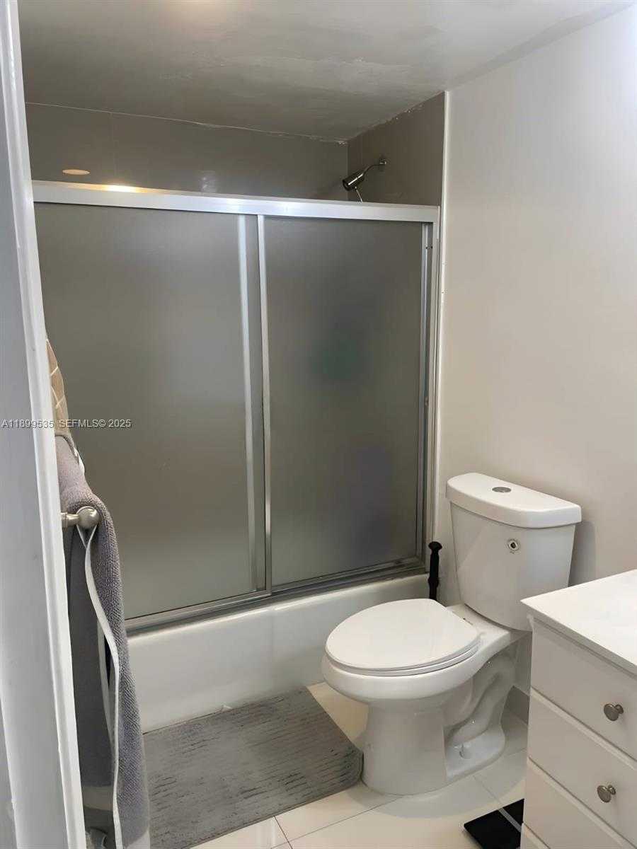 Small Image of 19390 COLLINS AVE #525, Sunny Isles Beach Number 9