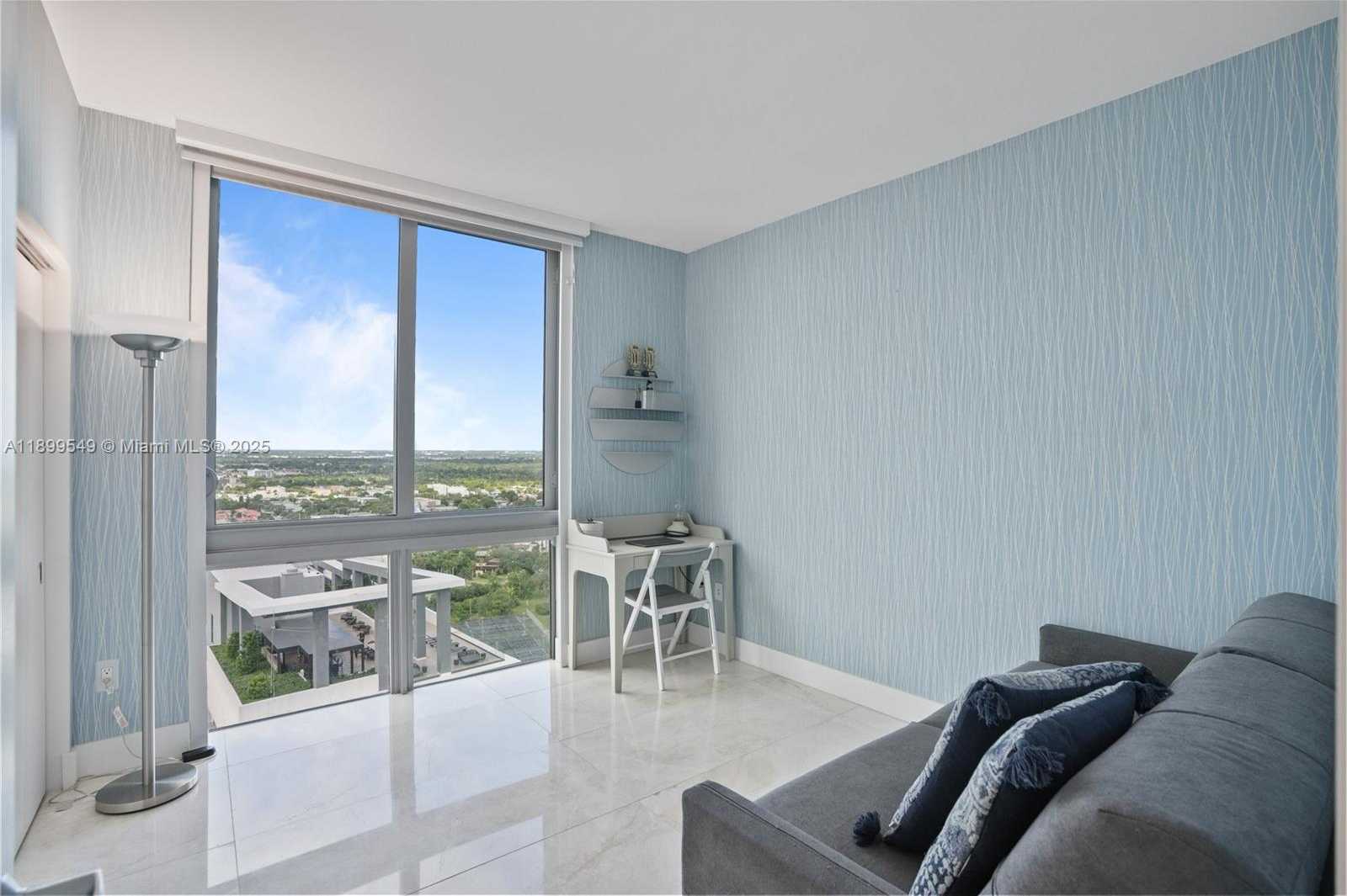 Small Image of 16385 BISCAYNE BLVD #2901 +2 Parking, North Miami Beach Number 10