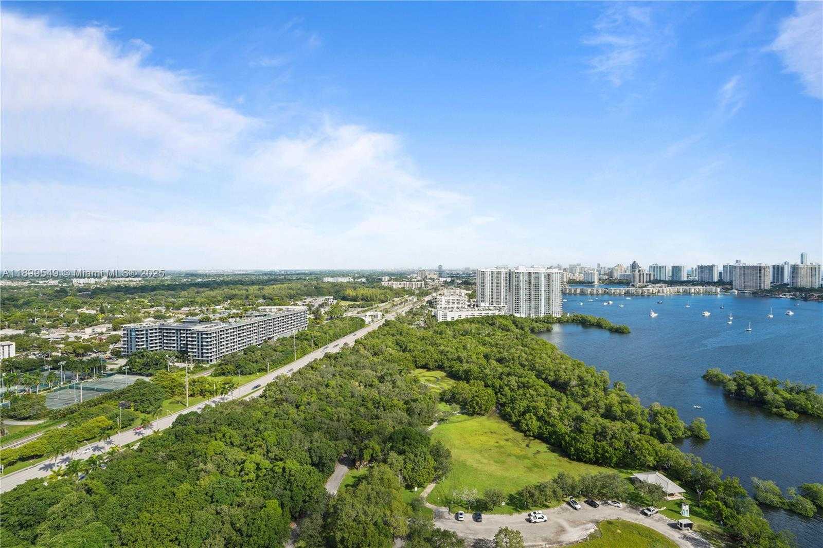 Small Image of 16385 BISCAYNE BLVD #2901 +2 Parking, North Miami Beach Number 24