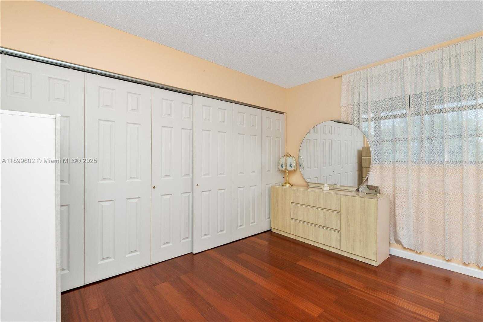 Small Image of 20401 NORTH EAST 30TH AVE #416-8, Aventura Number 20