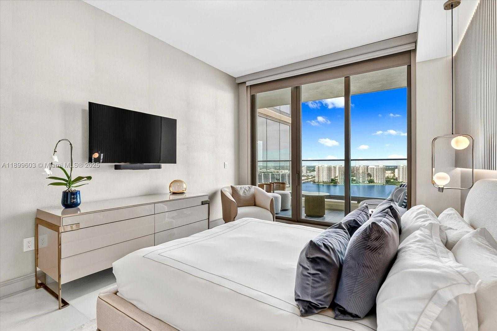 Small Image of 17901 COLLINS AVE #3103, Sunny Isles Beach Number 26