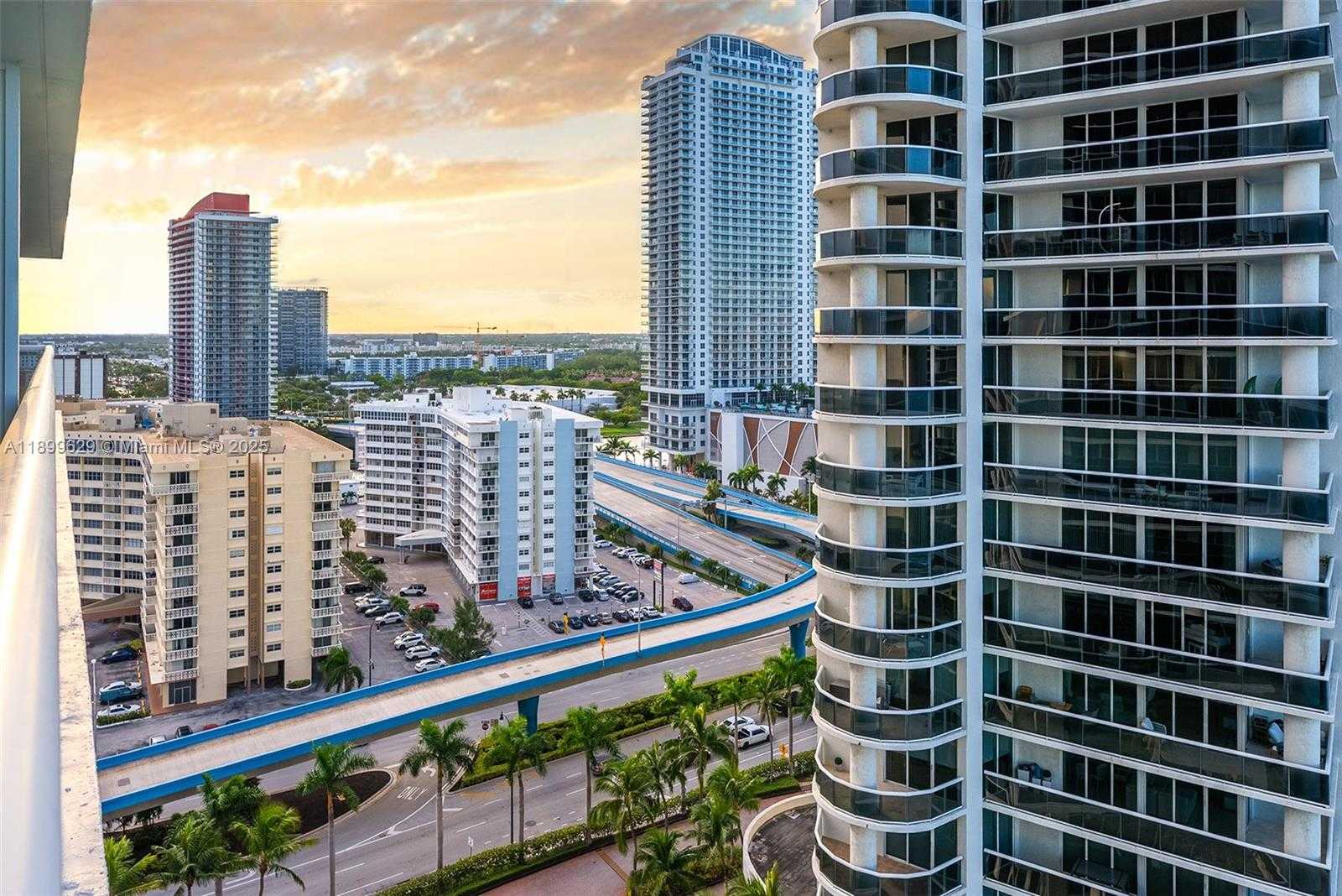 Small Image of 1830 SOUTH OCEAN DR #1810, Hallandale Beach Number 11