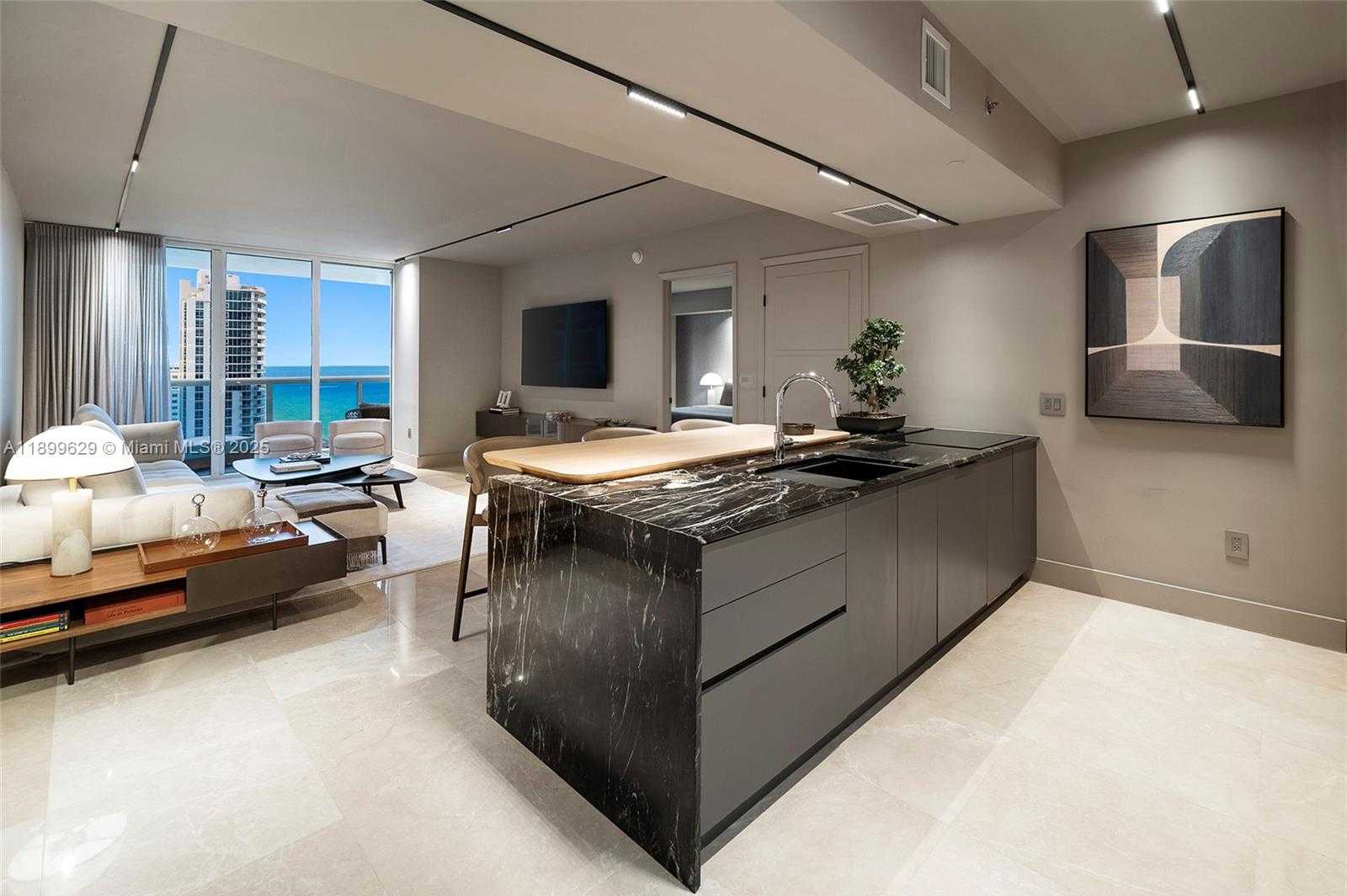 Small Image of 1830 SOUTH OCEAN DR #1810, Hallandale Beach Number 20