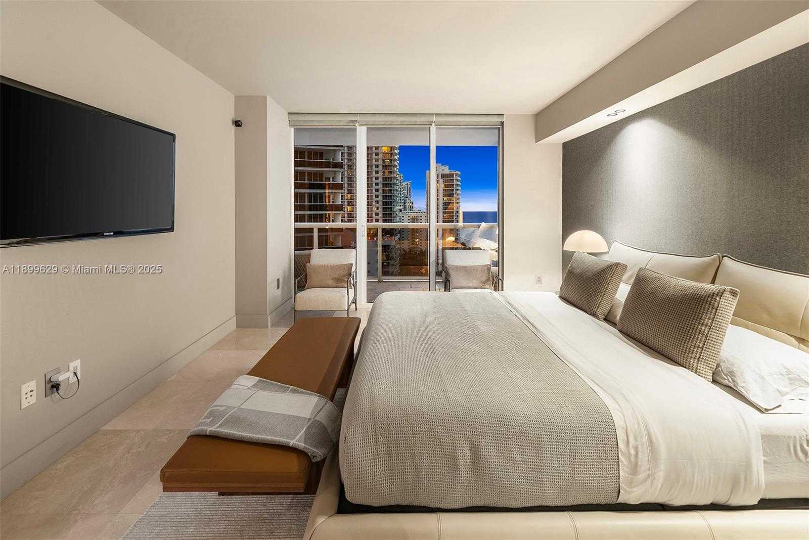 Small Image of 1830 SOUTH OCEAN DR #1810, Hallandale Beach Number 30