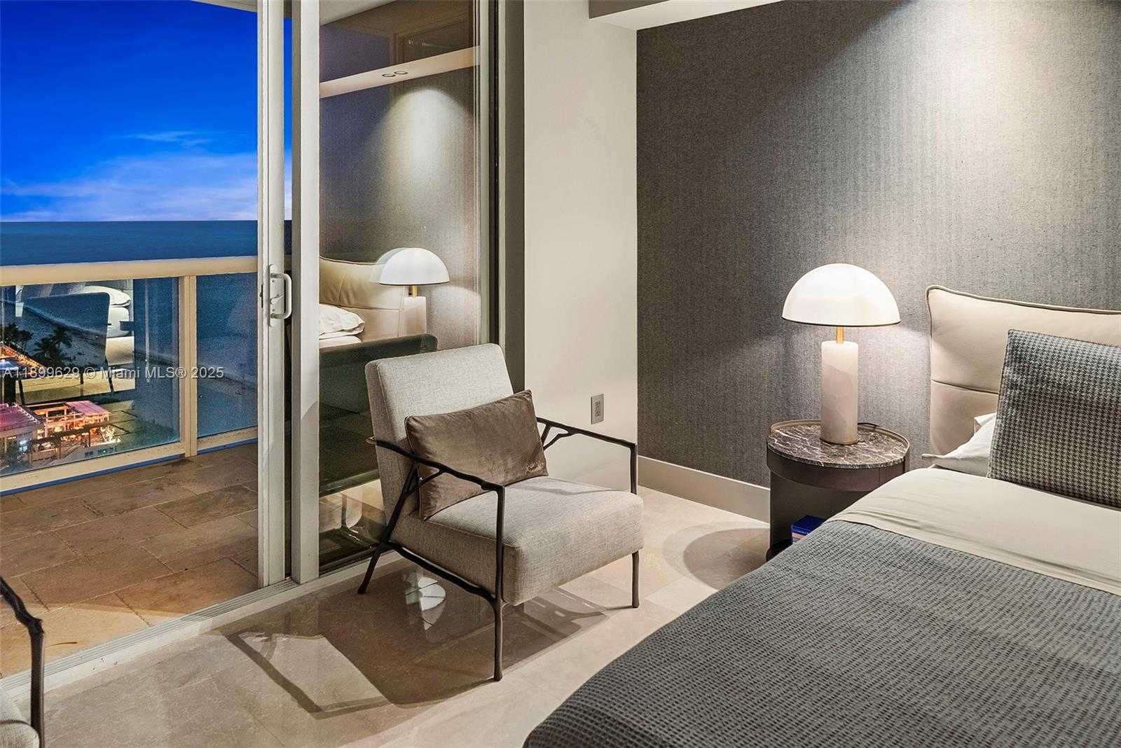 Small Image of 1830 SOUTH OCEAN DR #1810, Hallandale Beach Number 31