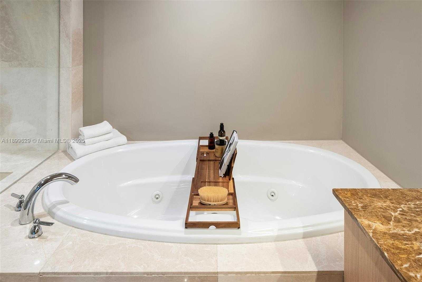 Small Image of 1830 SOUTH OCEAN DR #1810, Hallandale Beach Number 35