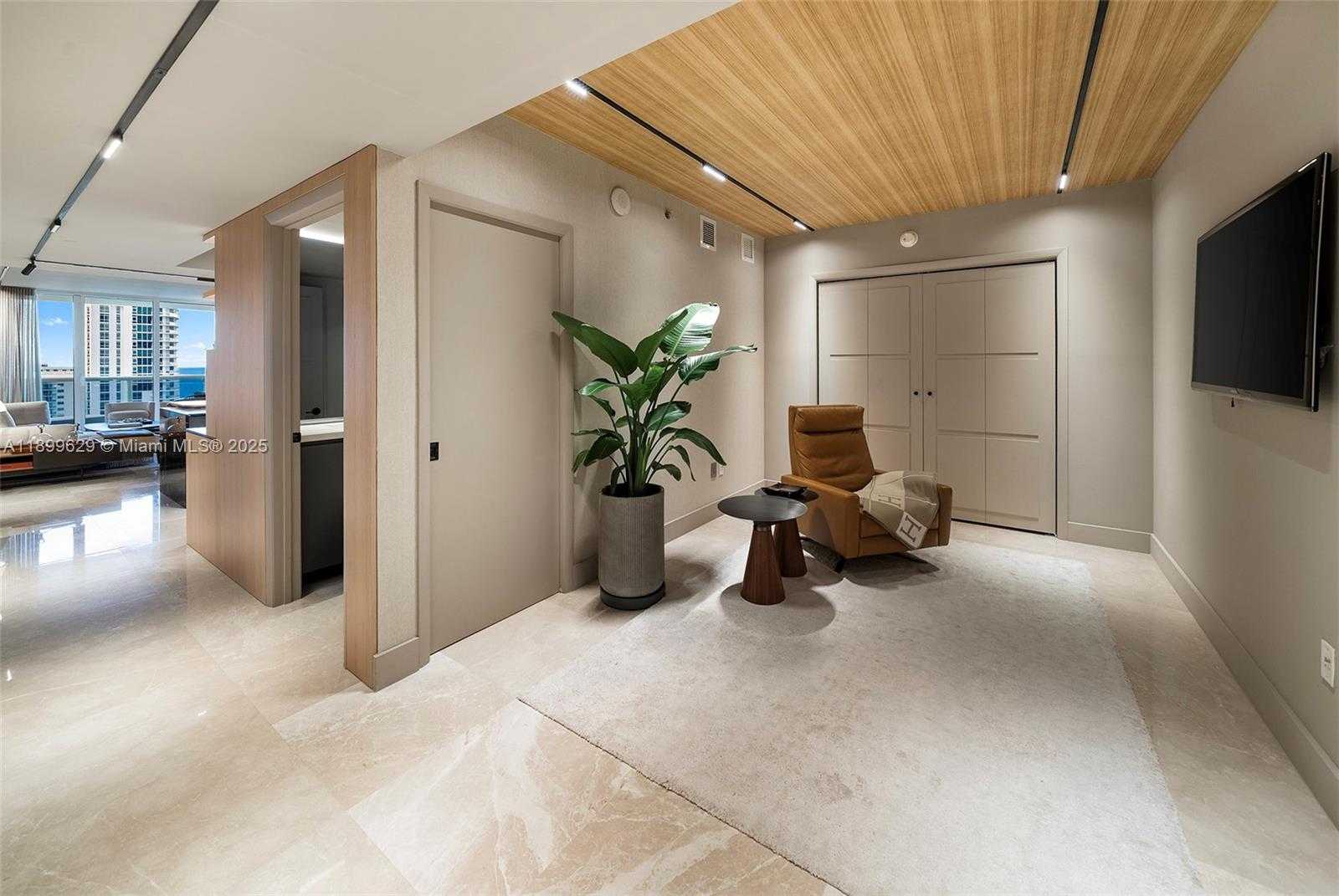 Small Image of 1830 SOUTH OCEAN DR #1810, Hallandale Beach Number 36