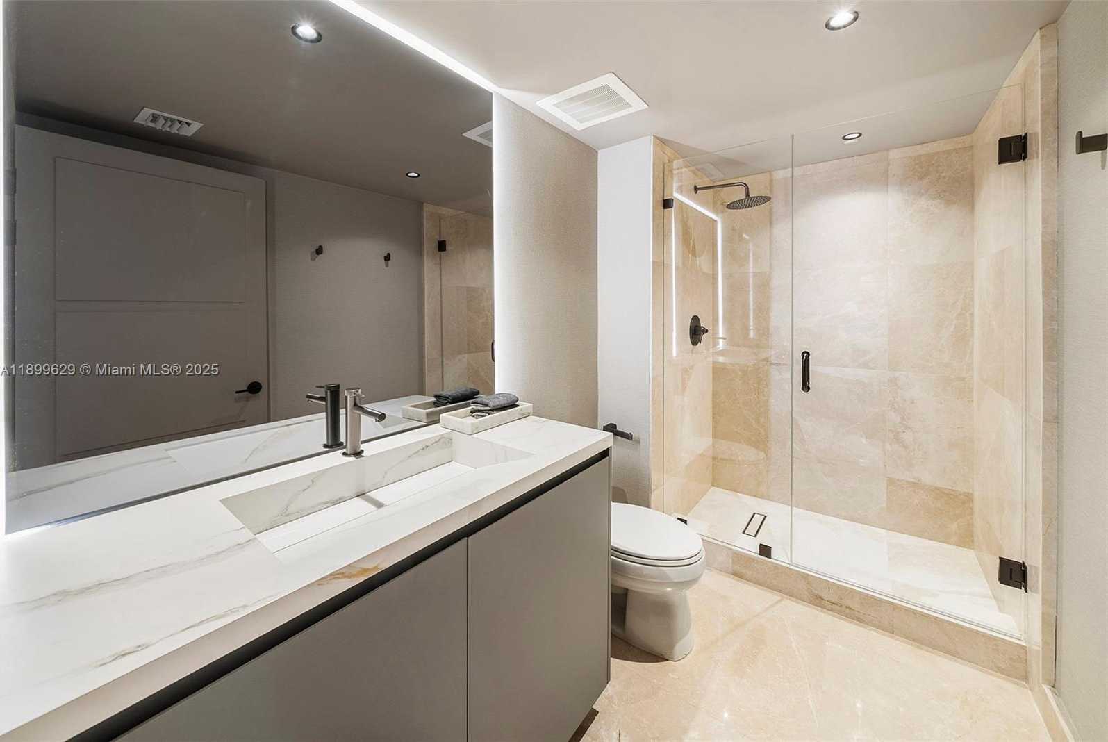 Small Image of 1830 SOUTH OCEAN DR #1810, Hallandale Beach Number 38