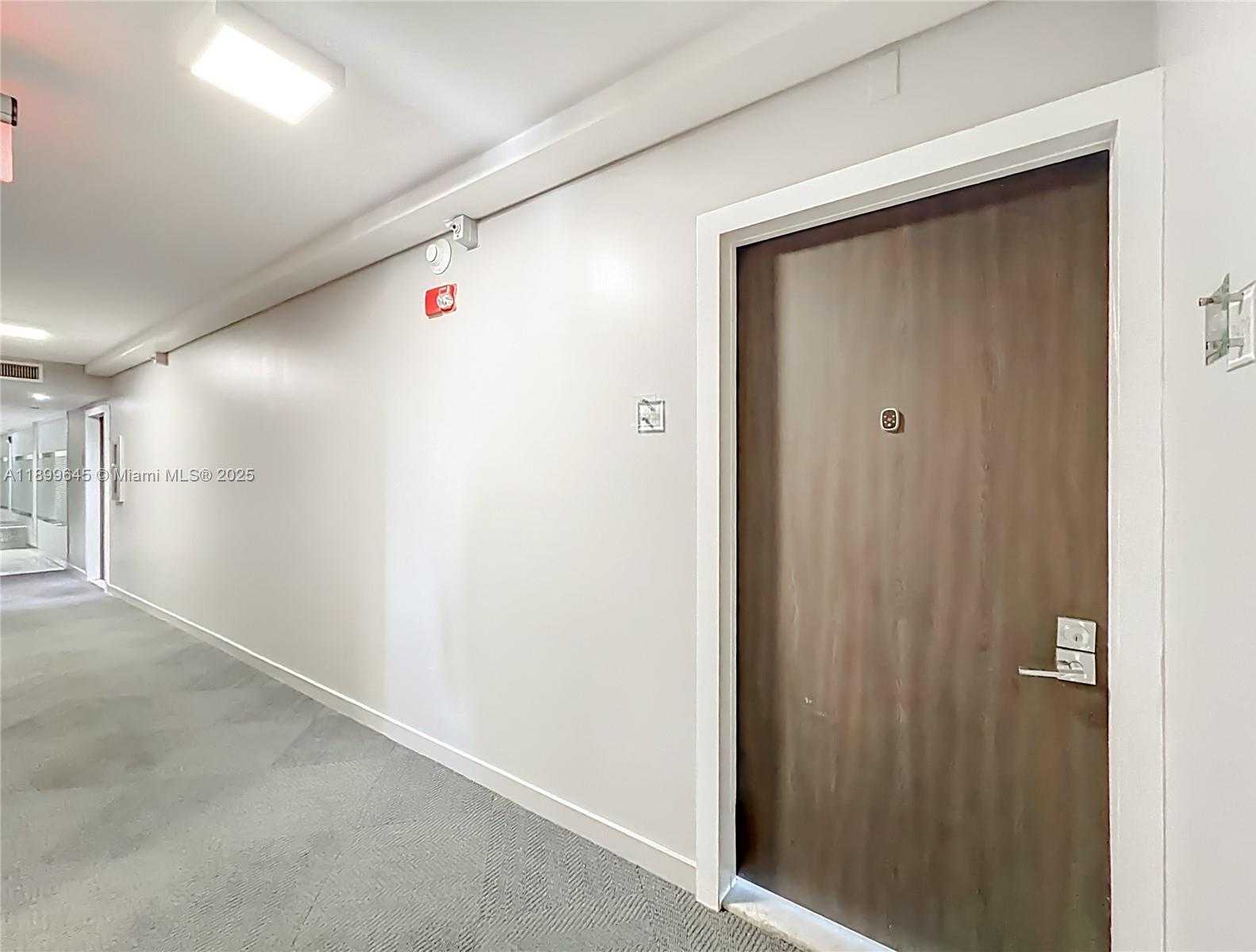 Small Image of 20301 WEST COUNTRY CLUB DR #2428, Aventura Number 10
