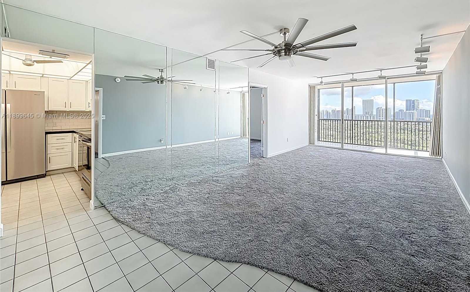 Small Image of 20301 WEST COUNTRY CLUB DR #2428, Aventura Number 17