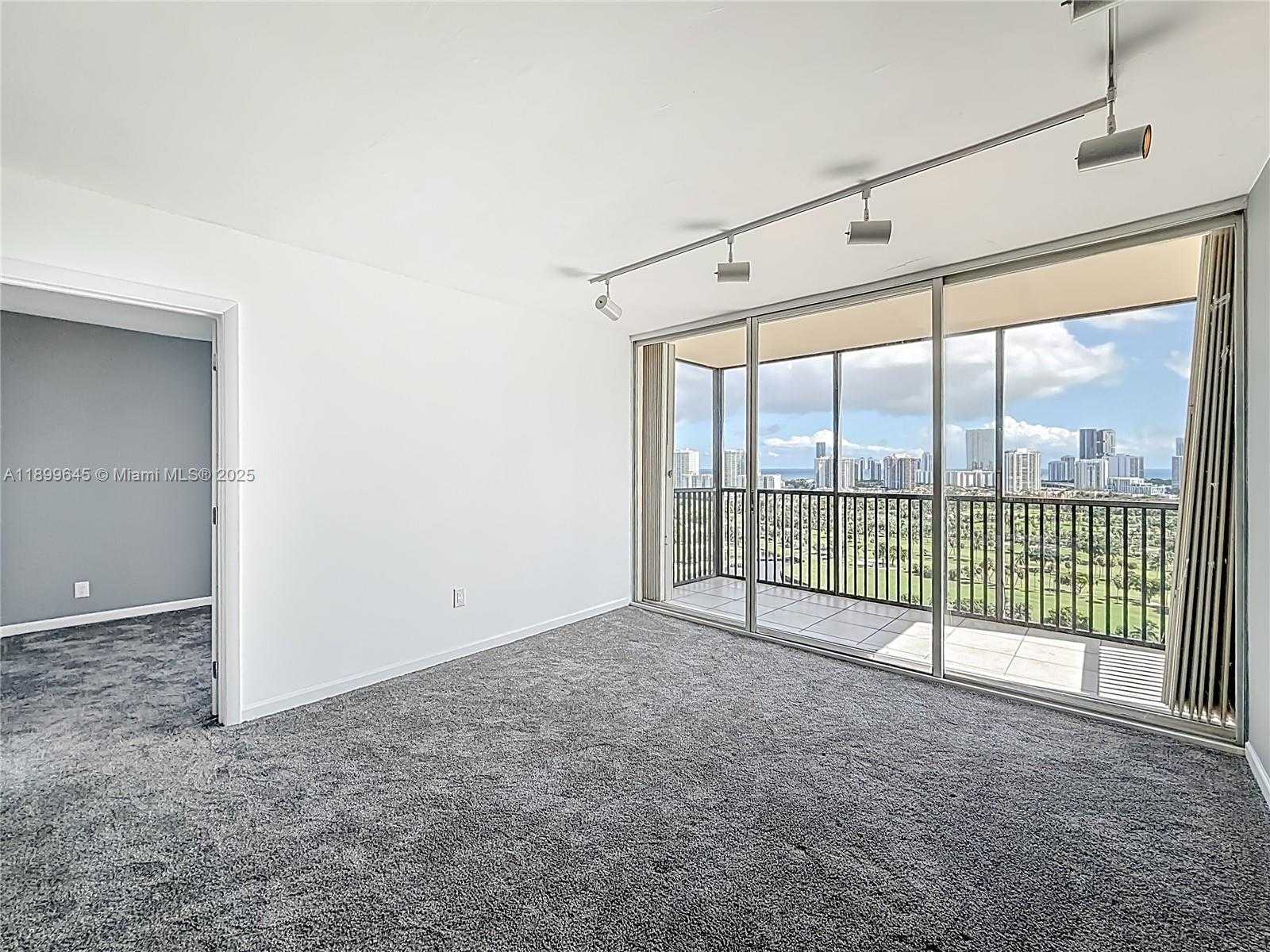 Small Image of 20301 WEST COUNTRY CLUB DR #2428, Aventura Number 18