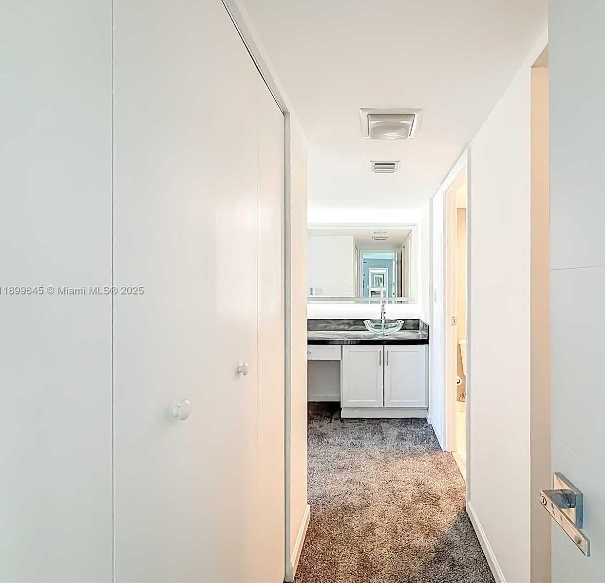 Small Image of 20301 WEST COUNTRY CLUB DR #2428, Aventura Number 26