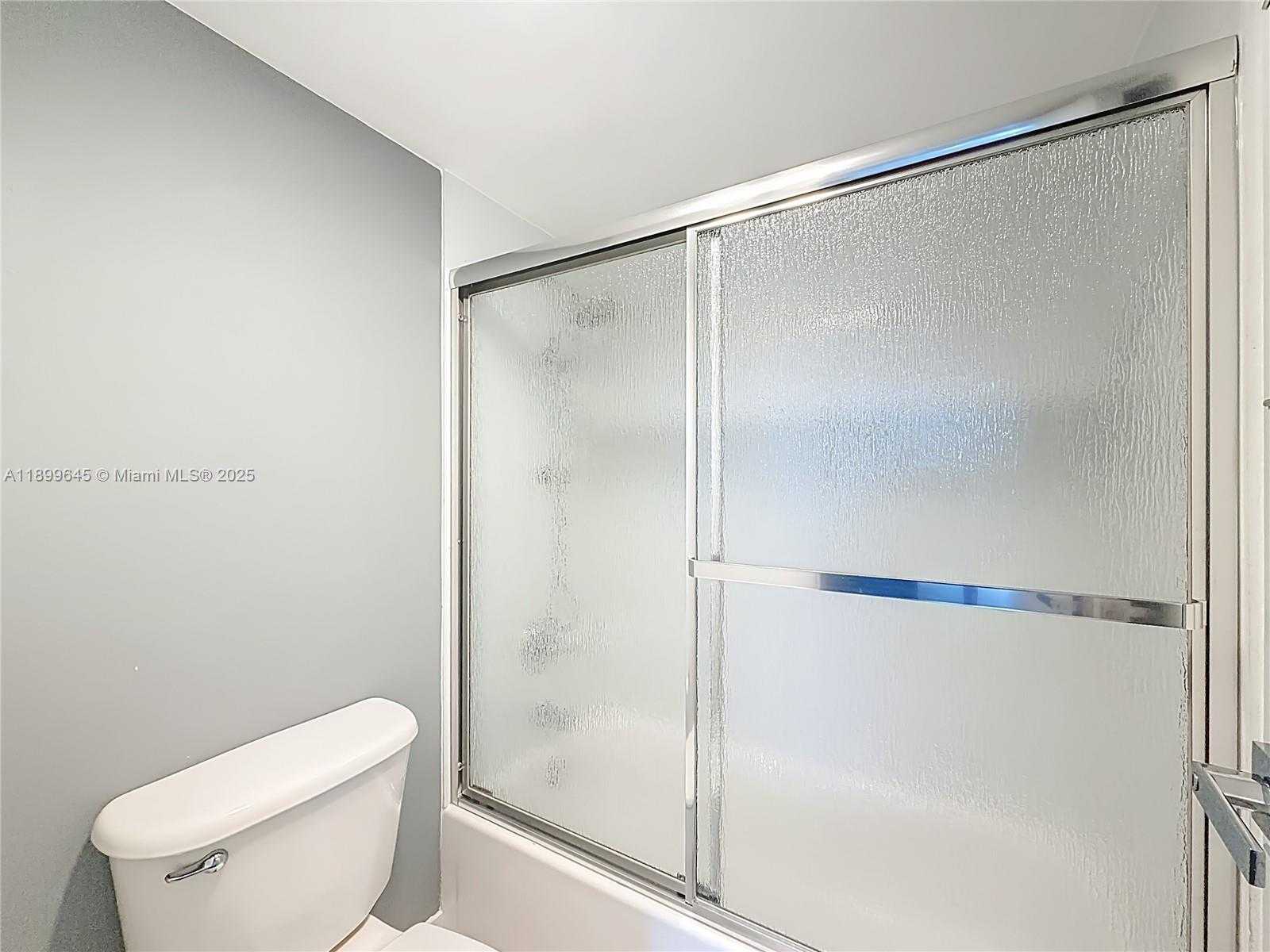 Small Image of 20301 WEST COUNTRY CLUB DR #2428, Aventura Number 29