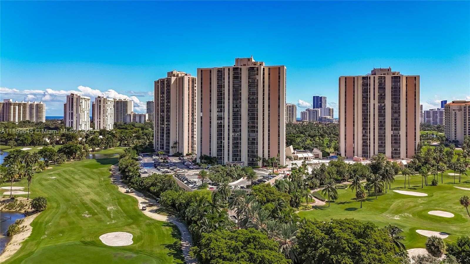 Small Image of 20301 WEST COUNTRY CLUB DR #2428, Aventura Number 3