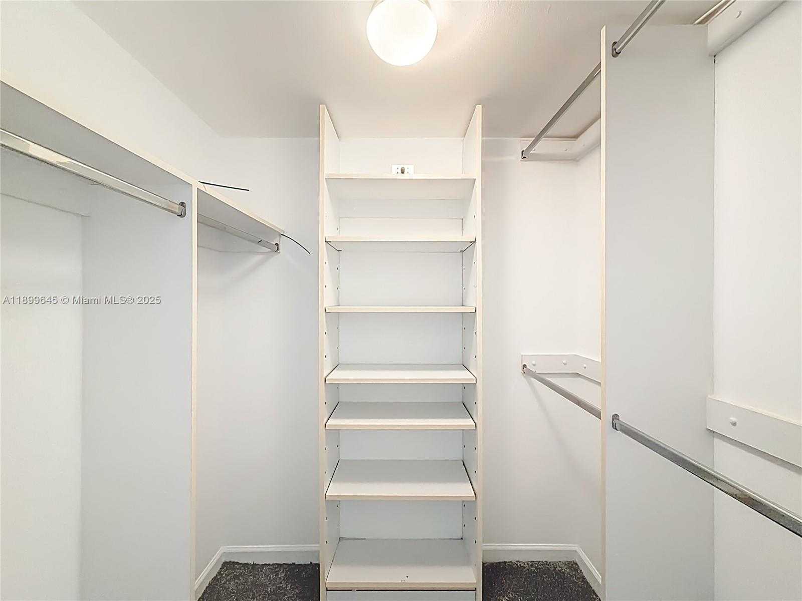 Small Image of 20301 WEST COUNTRY CLUB DR #2428, Aventura Number 31
