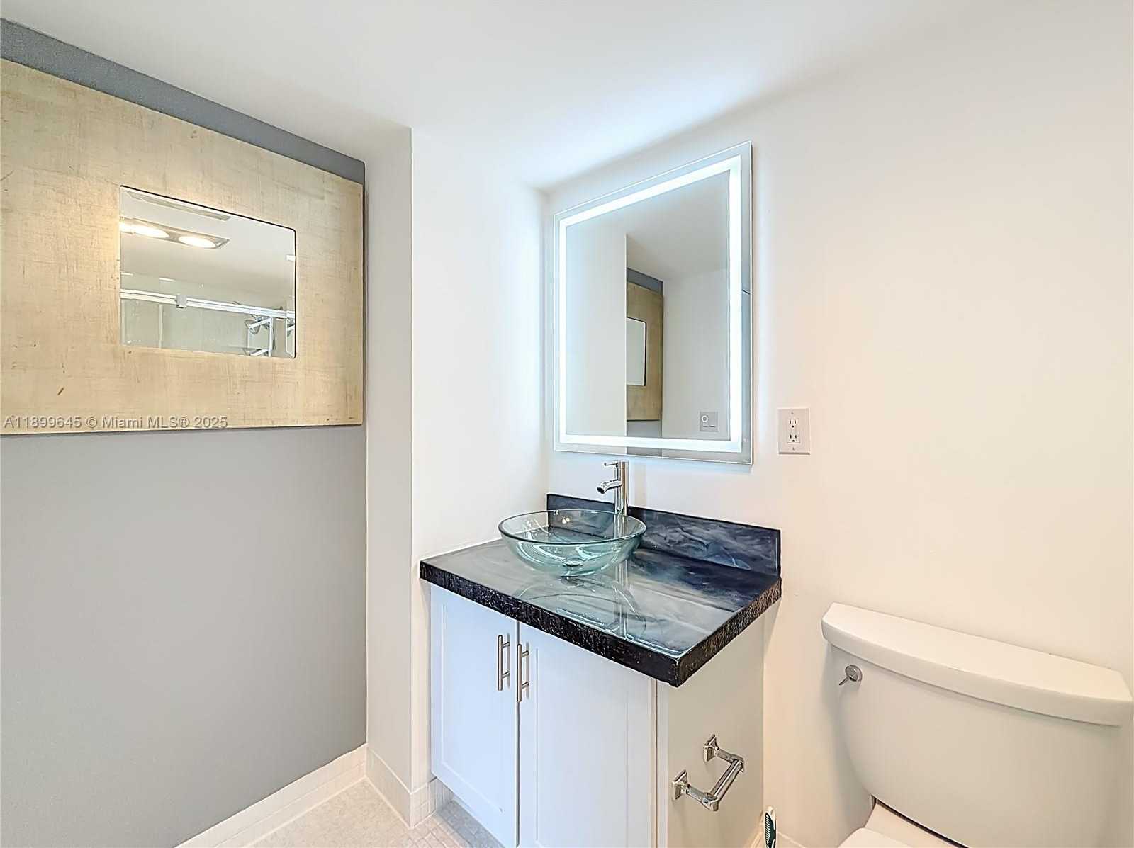 Small Image of 20301 WEST COUNTRY CLUB DR #2428, Aventura Number 38