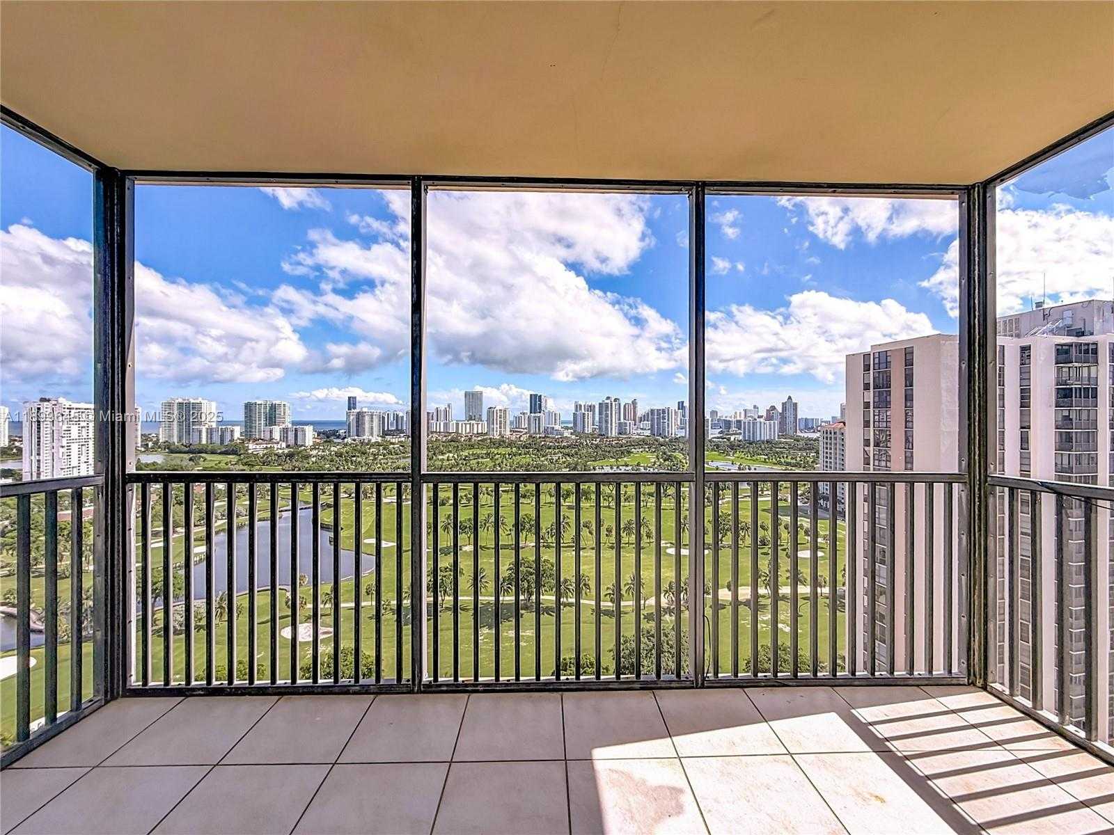 Small Image of 20301 WEST COUNTRY CLUB DR #2428, Aventura Number 41