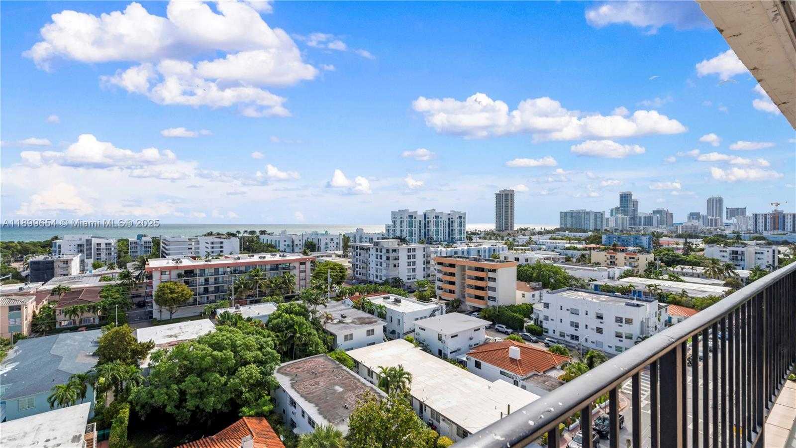 Small Image of 7850 BYRON AVE #1004, Miami Beach Number 4