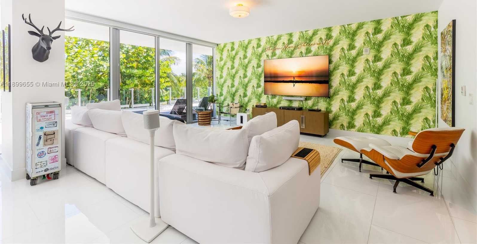 Small Image of 1 COLLINS AVE #207, Miami Beach Number 11