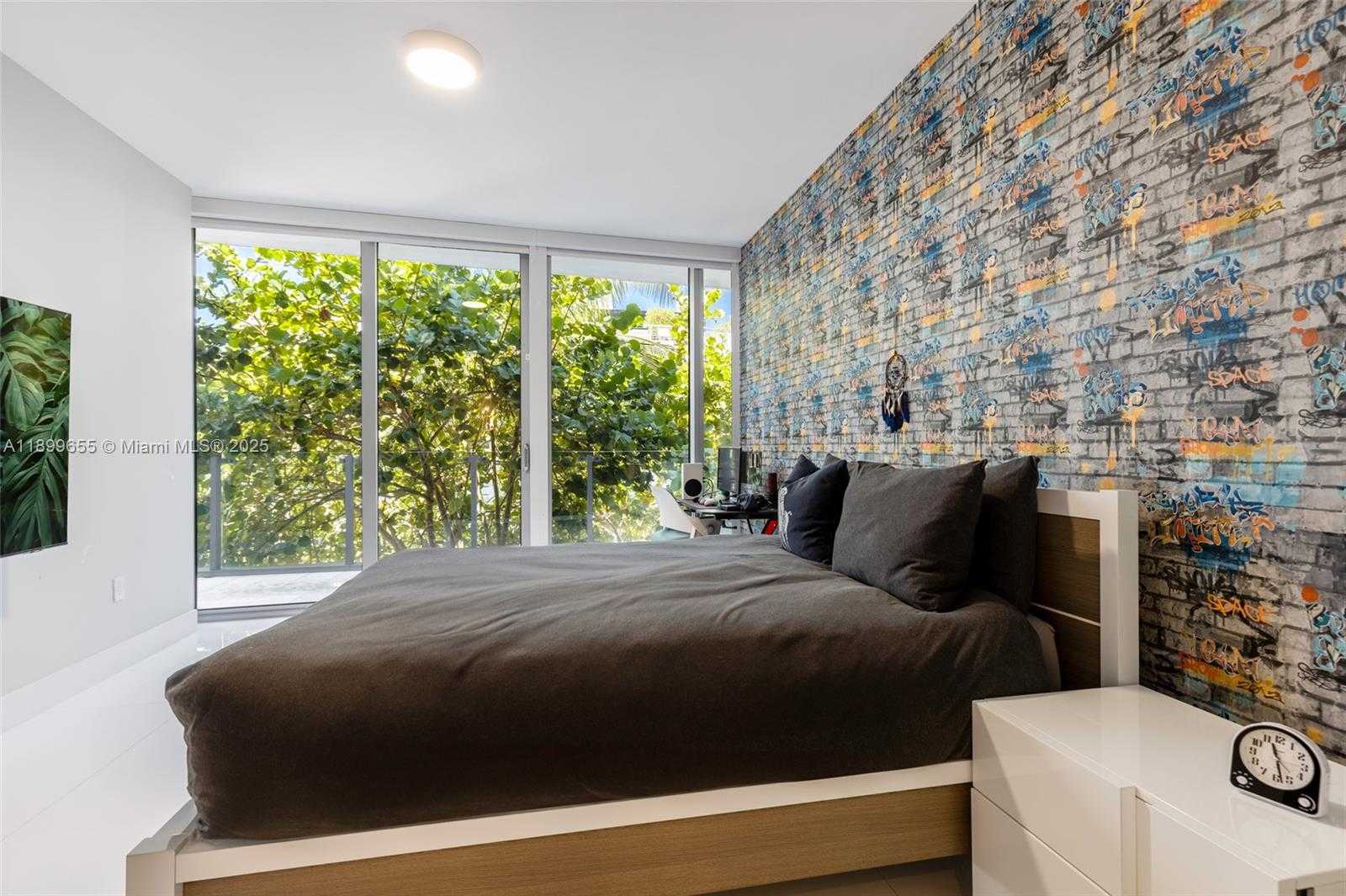 Small Image of 1 COLLINS AVE #207, Miami Beach Number 39