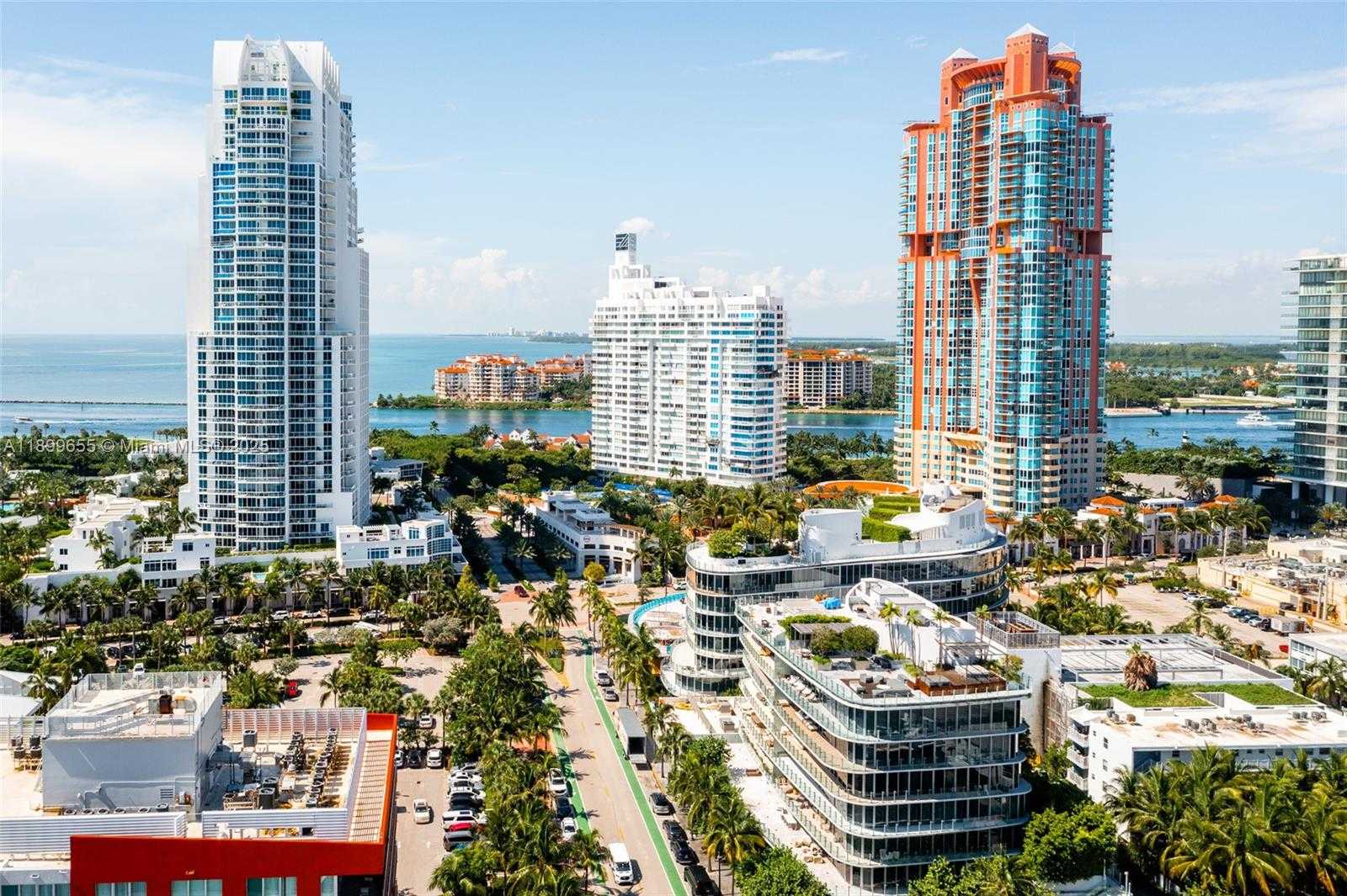 Small Image of 1 COLLINS AVE #207, Miami Beach Number 5