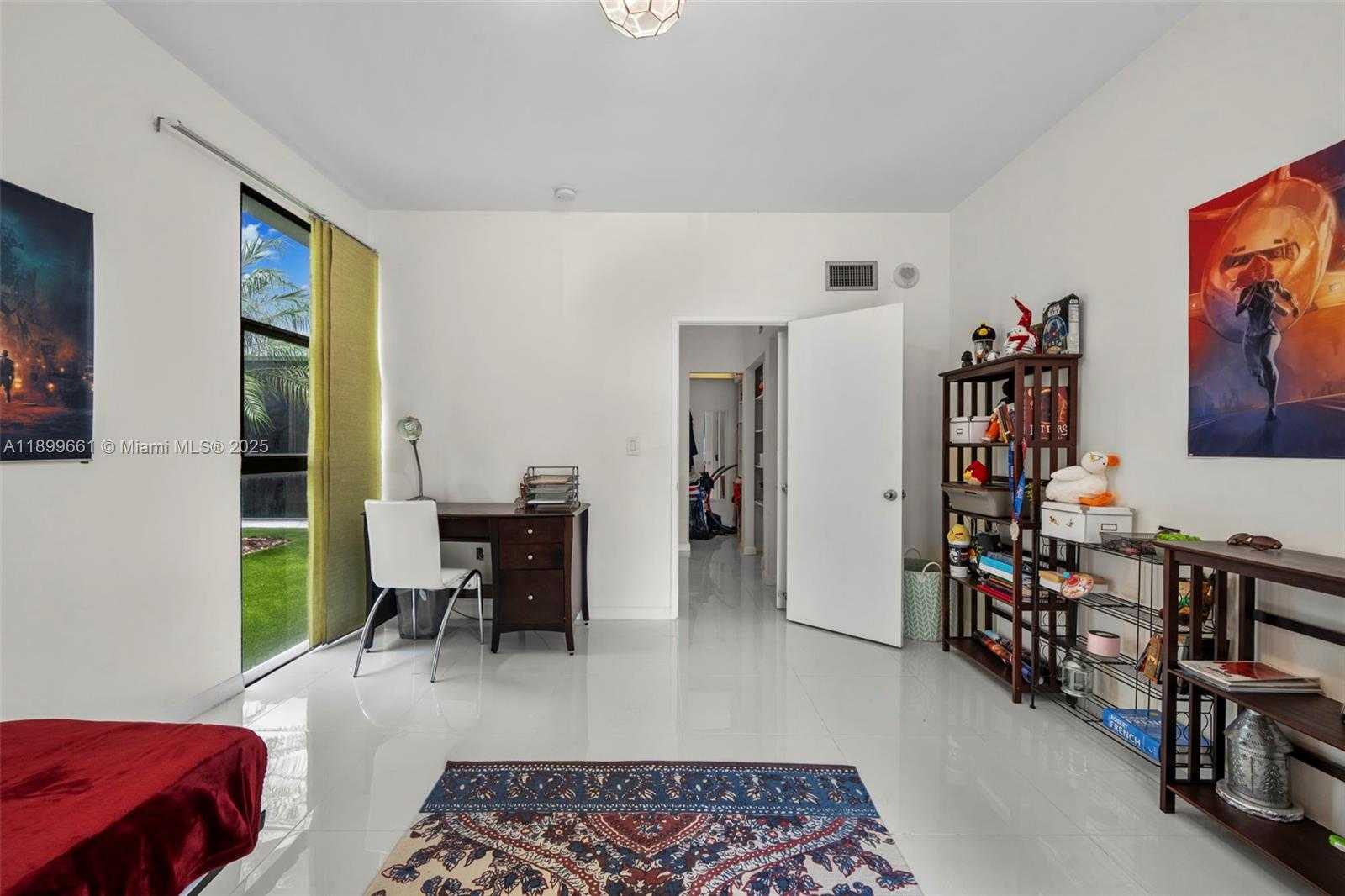 Small Image of 3731 NORTH COUNTRY CLUB DR #127, Aventura Number 16