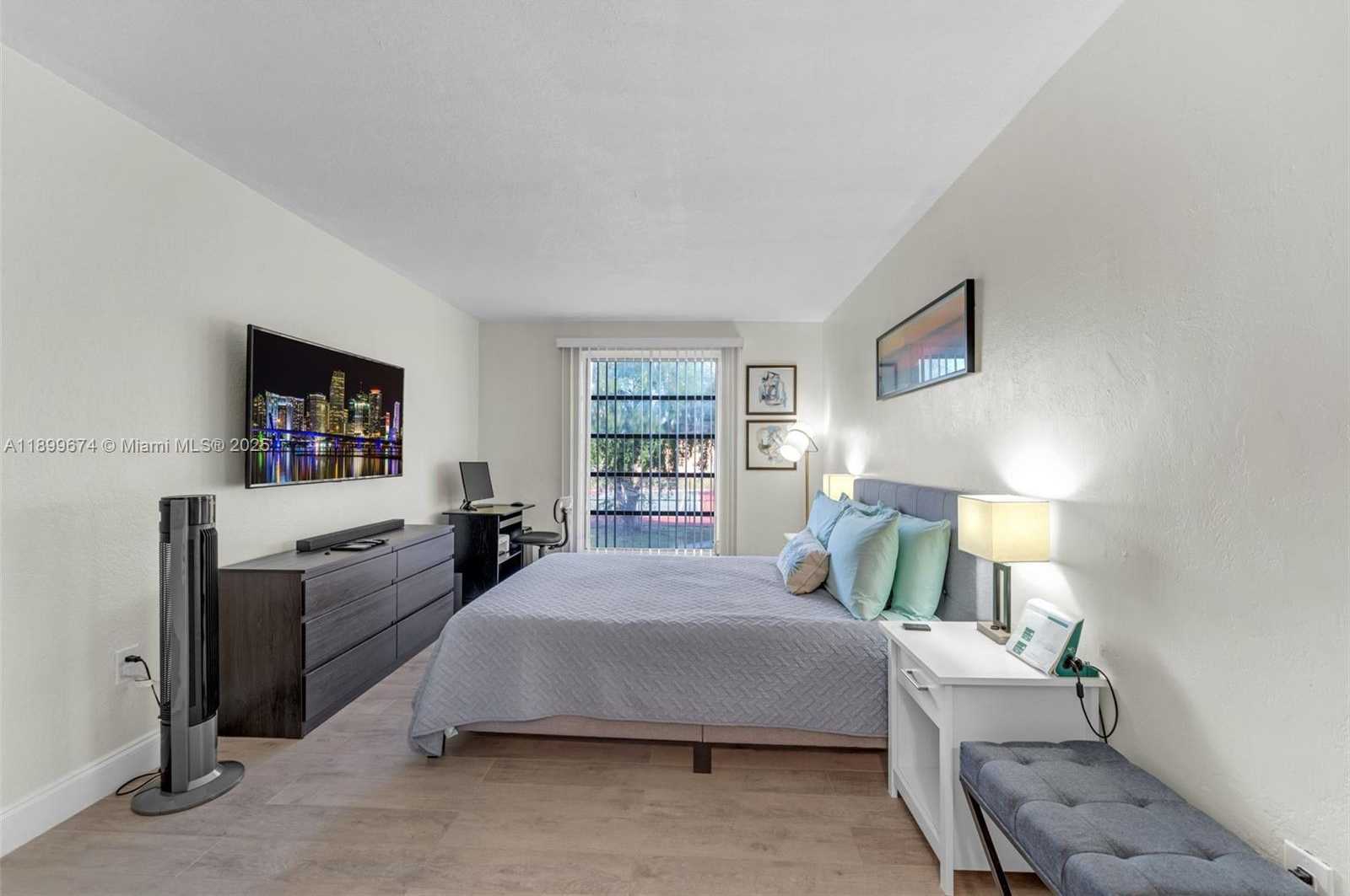 Small Image of 9437 SOUTH WEST 76TH ST #V25, Miami Number 13