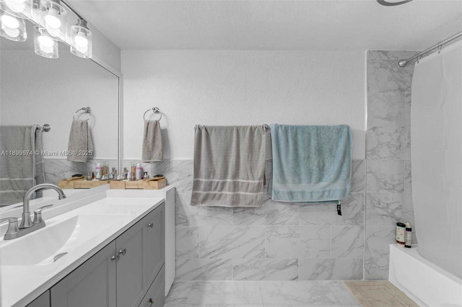 Small Image of 9437 SOUTH WEST 76TH ST #V25, Miami Number 14