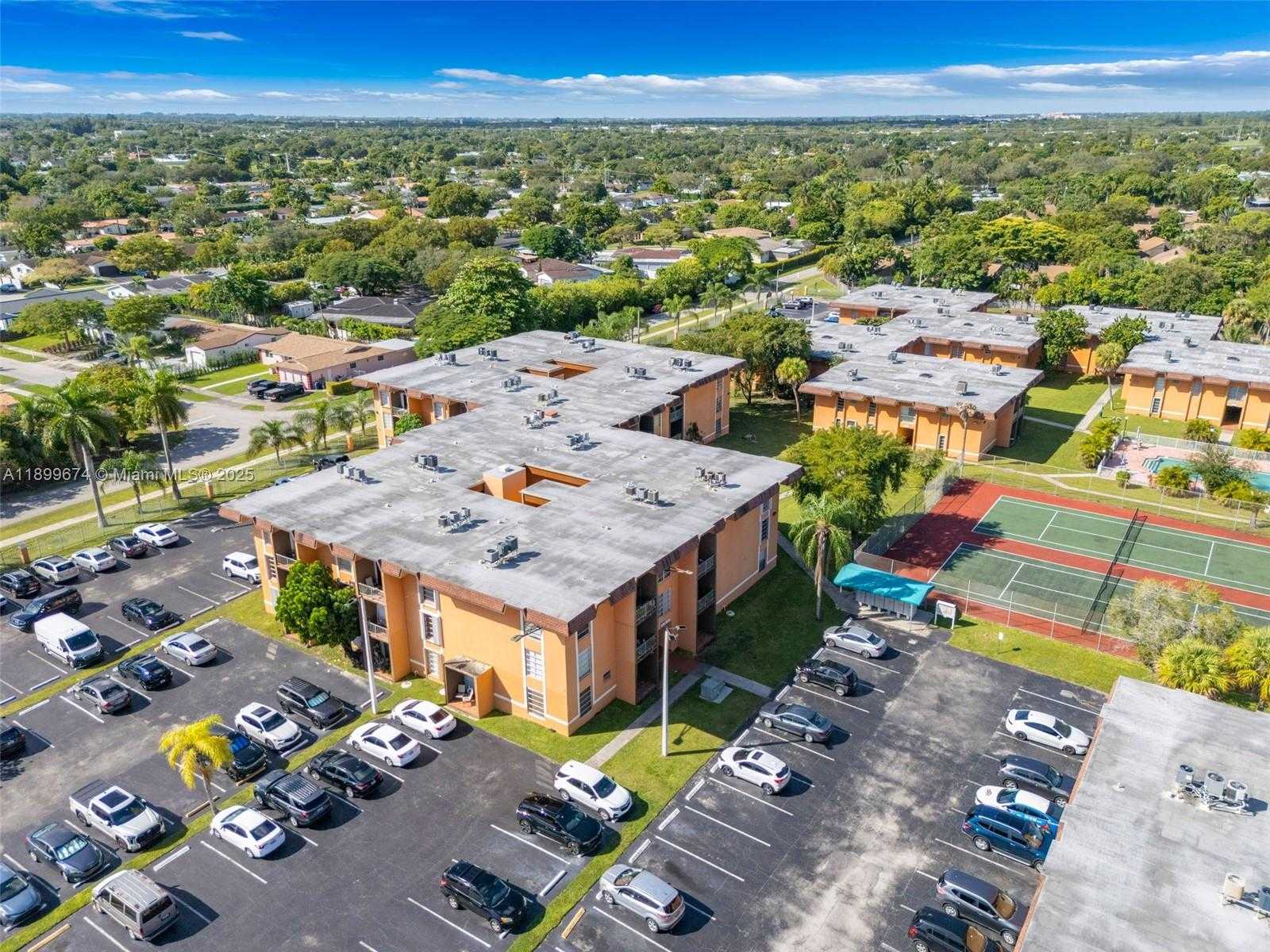 Small Image of 9437 SOUTH WEST 76TH ST #V25, Miami Number 25