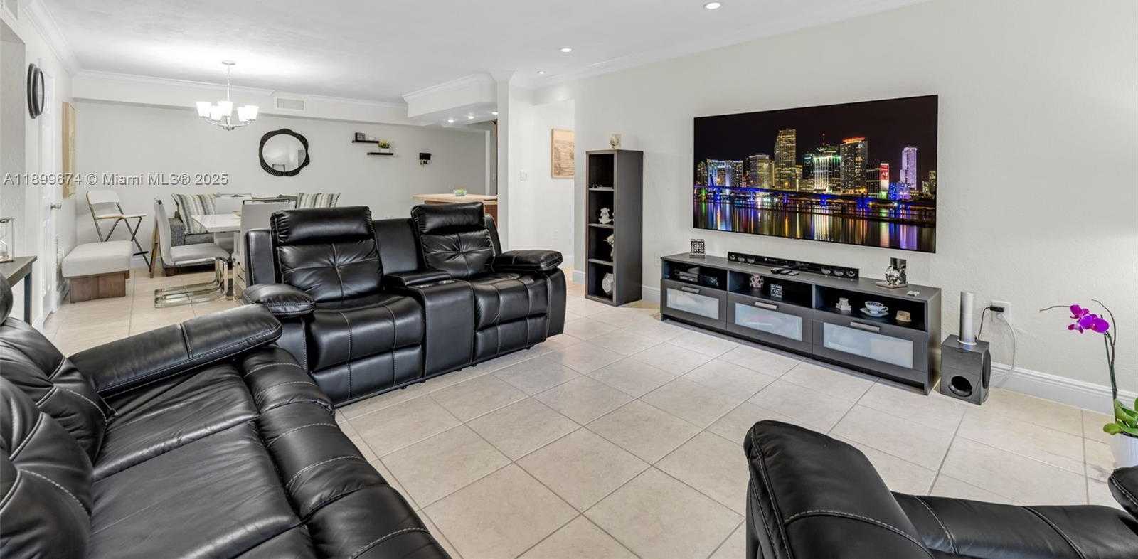 Small Image of 9437 SOUTH WEST 76TH ST #V25, Miami Number 3