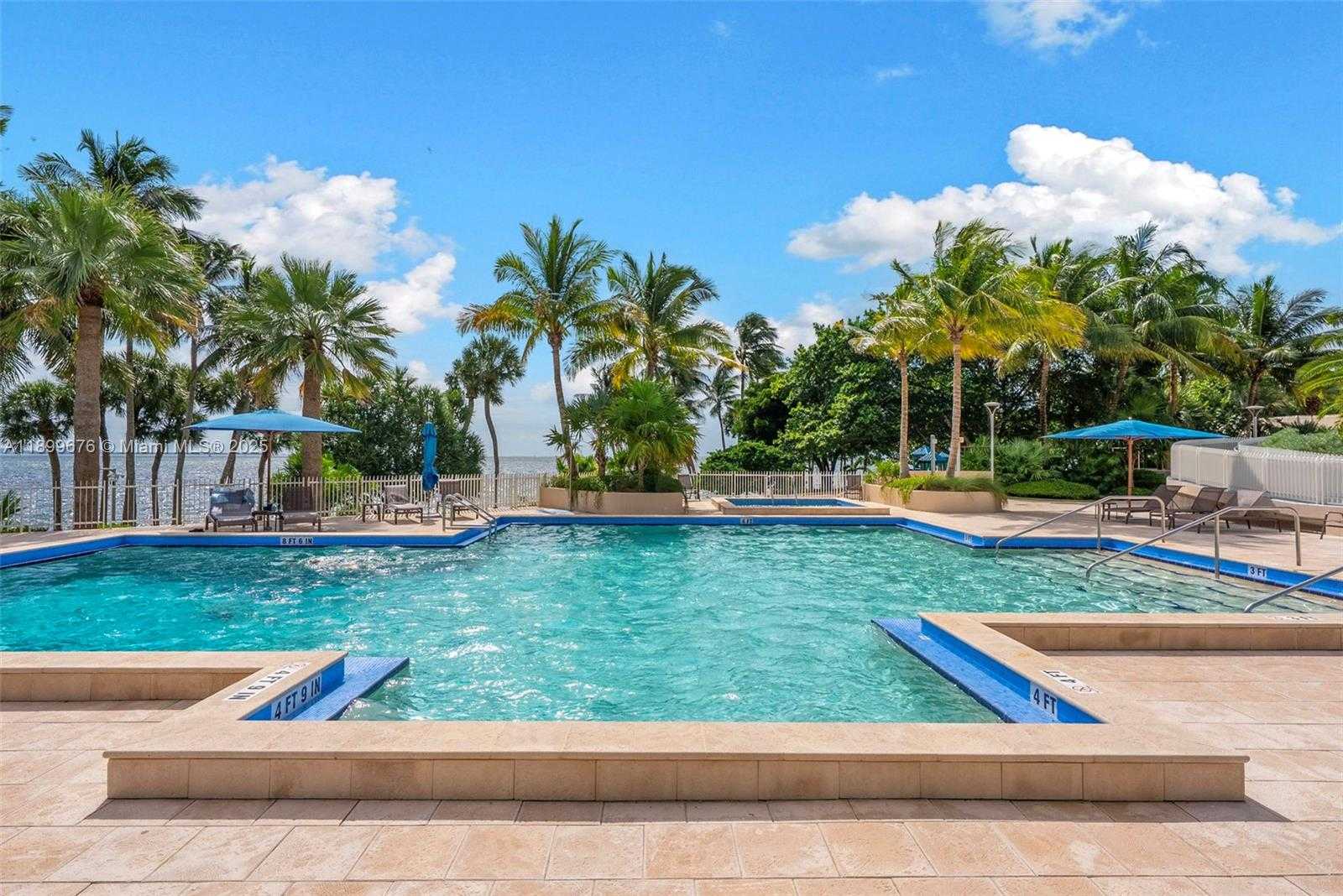 Small Image of 3 GROVE ISLE DR #C605, Miami Number 25