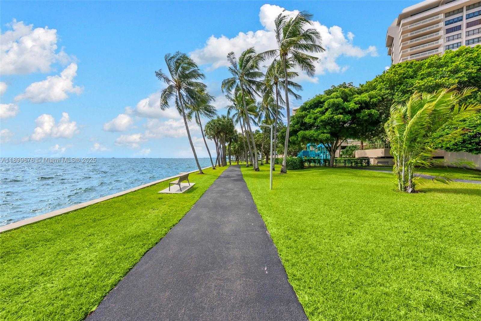 Small Image of 3 GROVE ISLE DR #C605, Miami Number 28