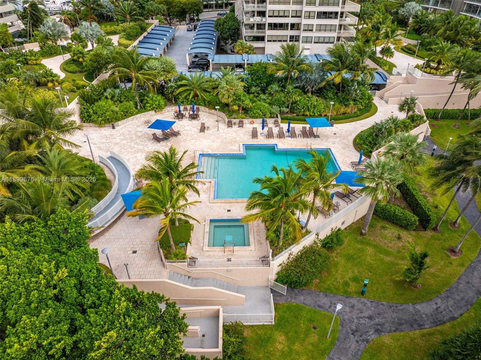 Small Image of 3 GROVE ISLE DR #C605, Miami Number 34