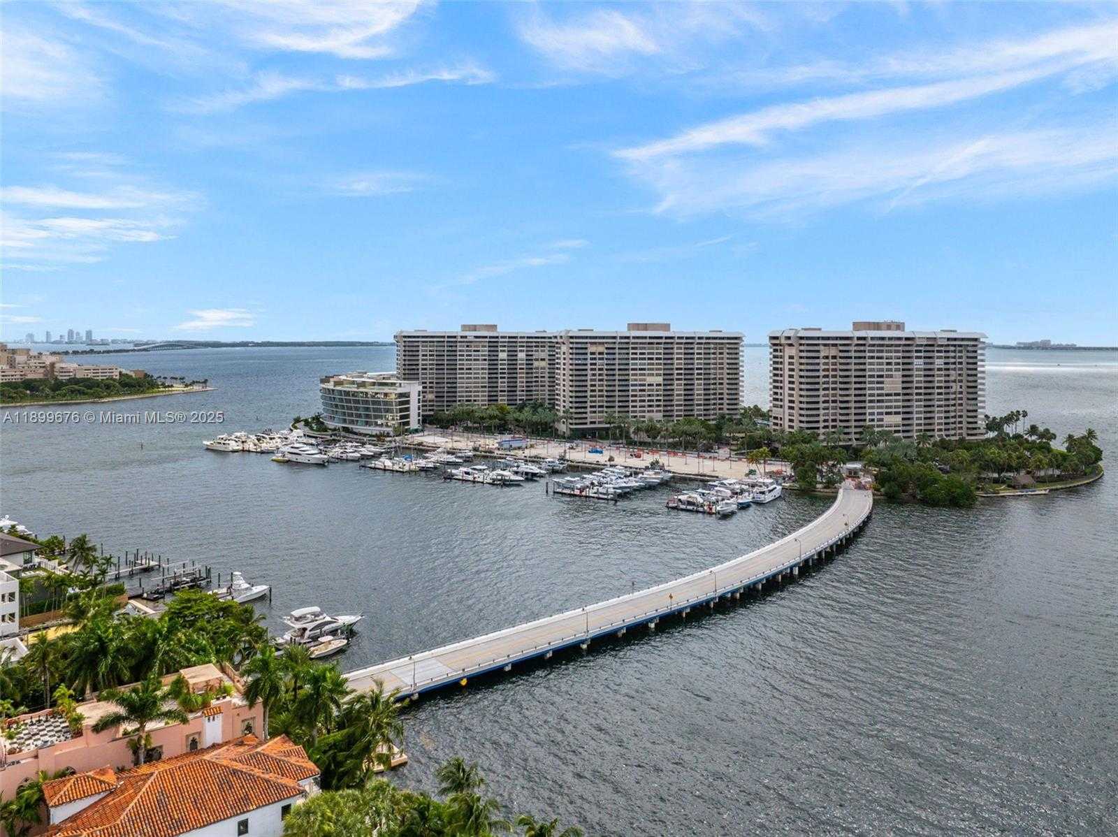 Small Image of 3 GROVE ISLE DR #C605, Miami Number 35