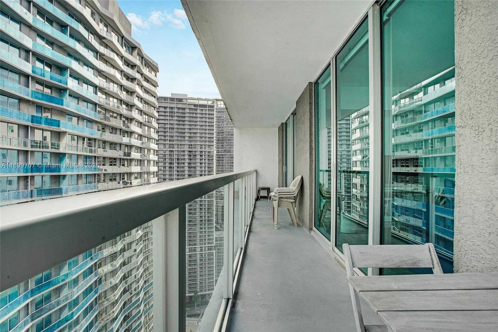 Small Image of 55 SOUTH EAST 6TH ST #3701, Miami Number 16
